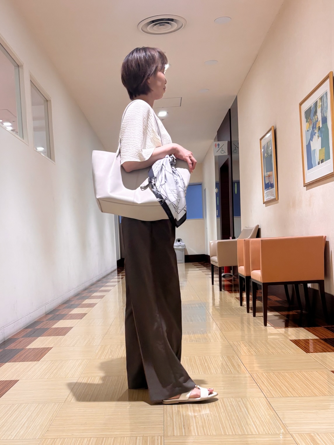 Satoさんの「UNTITLED｜【洗える/ストレッチ性/フェミニン】ケープデザインブラウス」を使ったコーディネート
