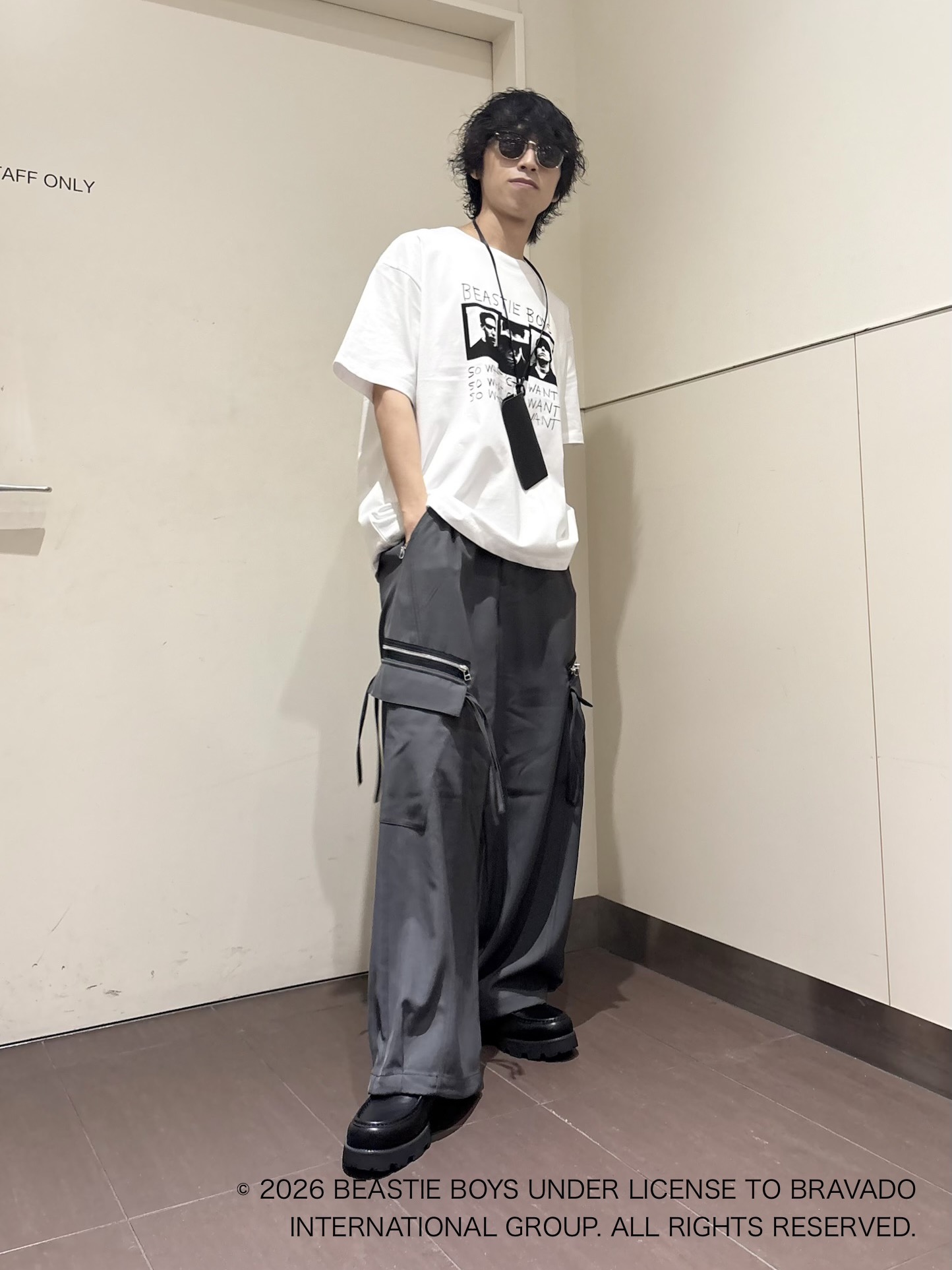 ナノシーさんの「tk.TAKEO KIKUCHI｜【2WAY】バレルジップカーゴパンツ」を使ったコーディネート