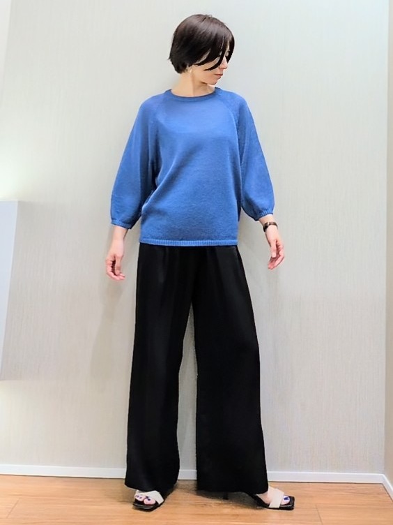 ミズタさんの「UNTITLED｜【洗える/ゆったり】クルーネックドライニット」を使ったコーディネート