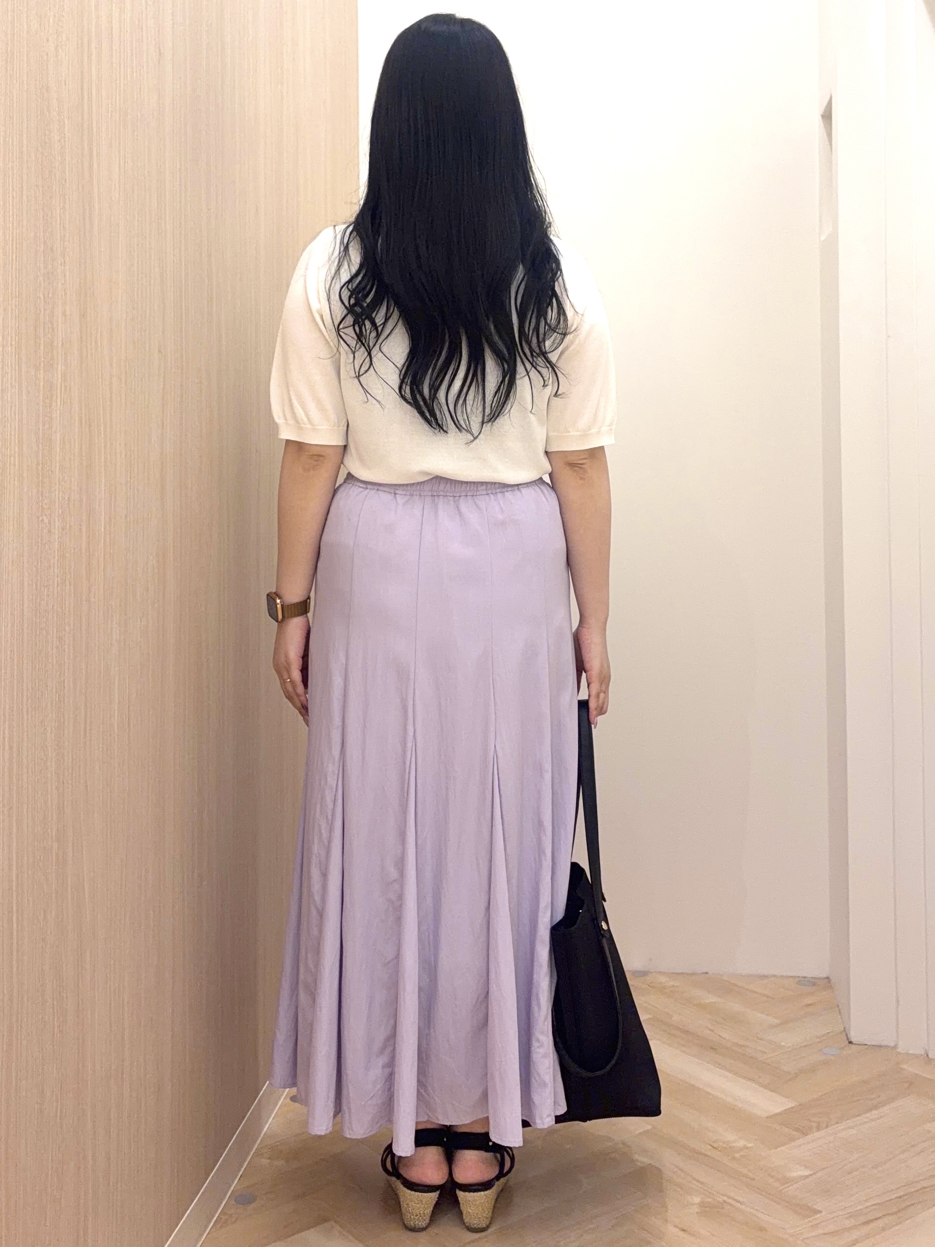 minamiさんの「grove｜【大人気アイテム5分袖で登場！】スカーフ柄ボウタイ五分袖ニットプルオーバ―」を使ったコーディネート