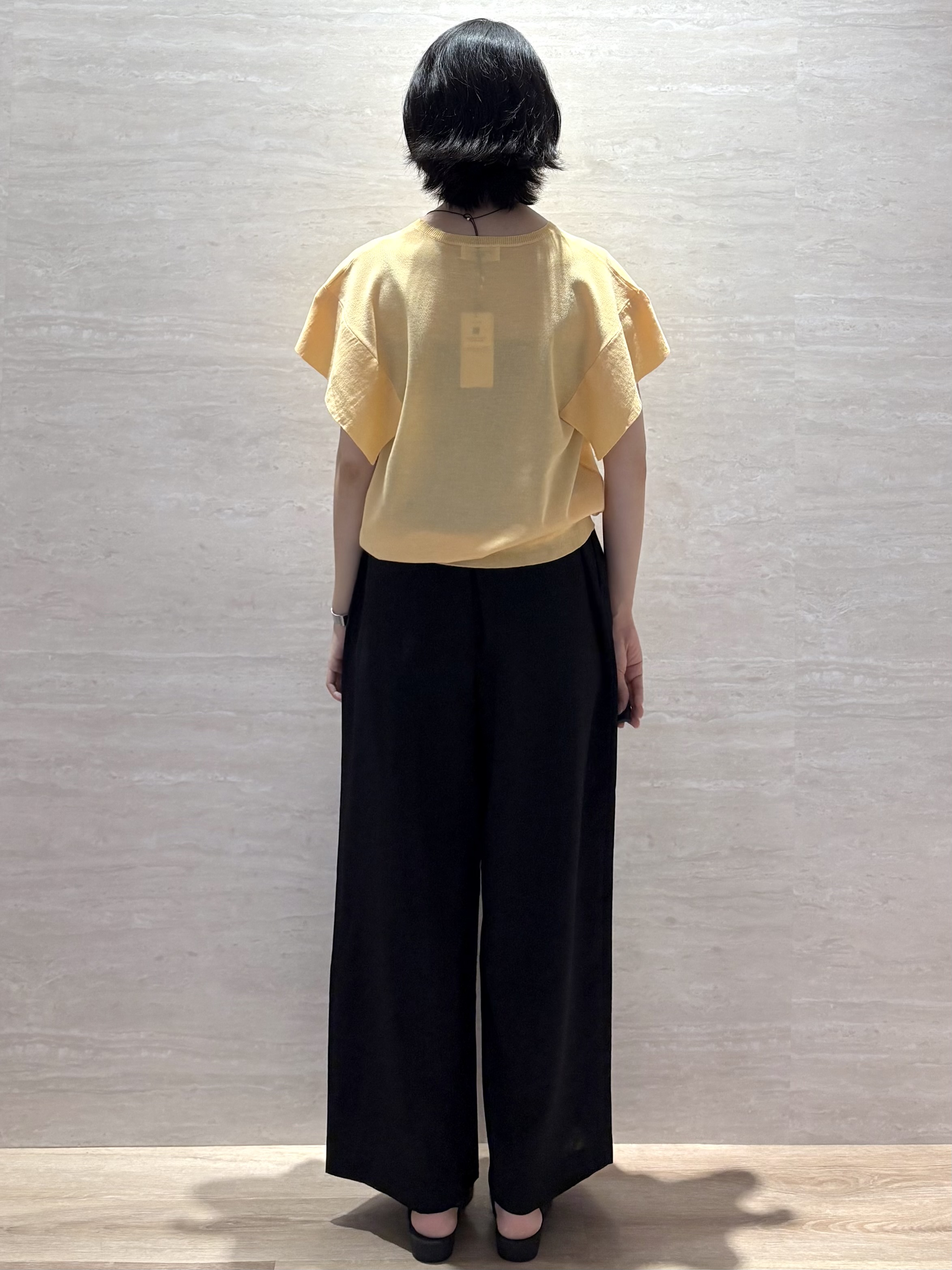 JIMAさんの「OPAQUE.CLIP｜『STORY Web7月掲載』ドライタッチラメニット《UV／洗える／6col》」を使ったコーディネート