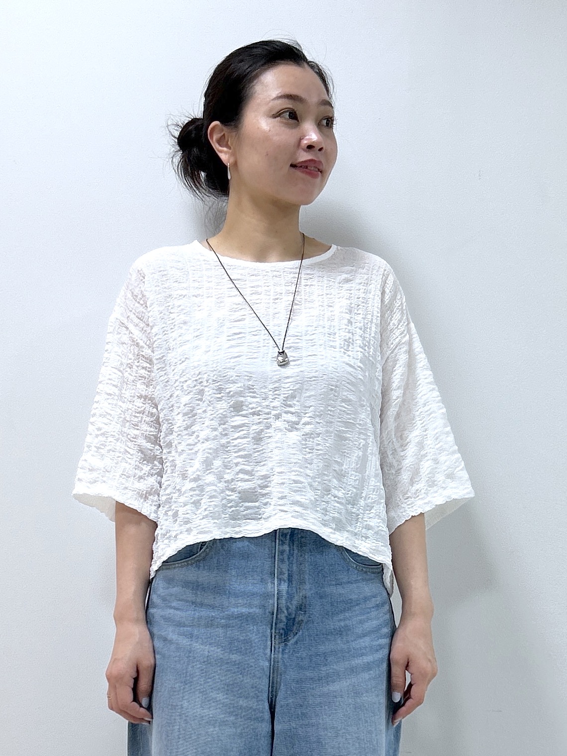 Kaiさんの「Dessin｜【マシンウォッシャブル】エアリーシアー 5分袖プルオーバーシャツ」を使ったコーディネート
