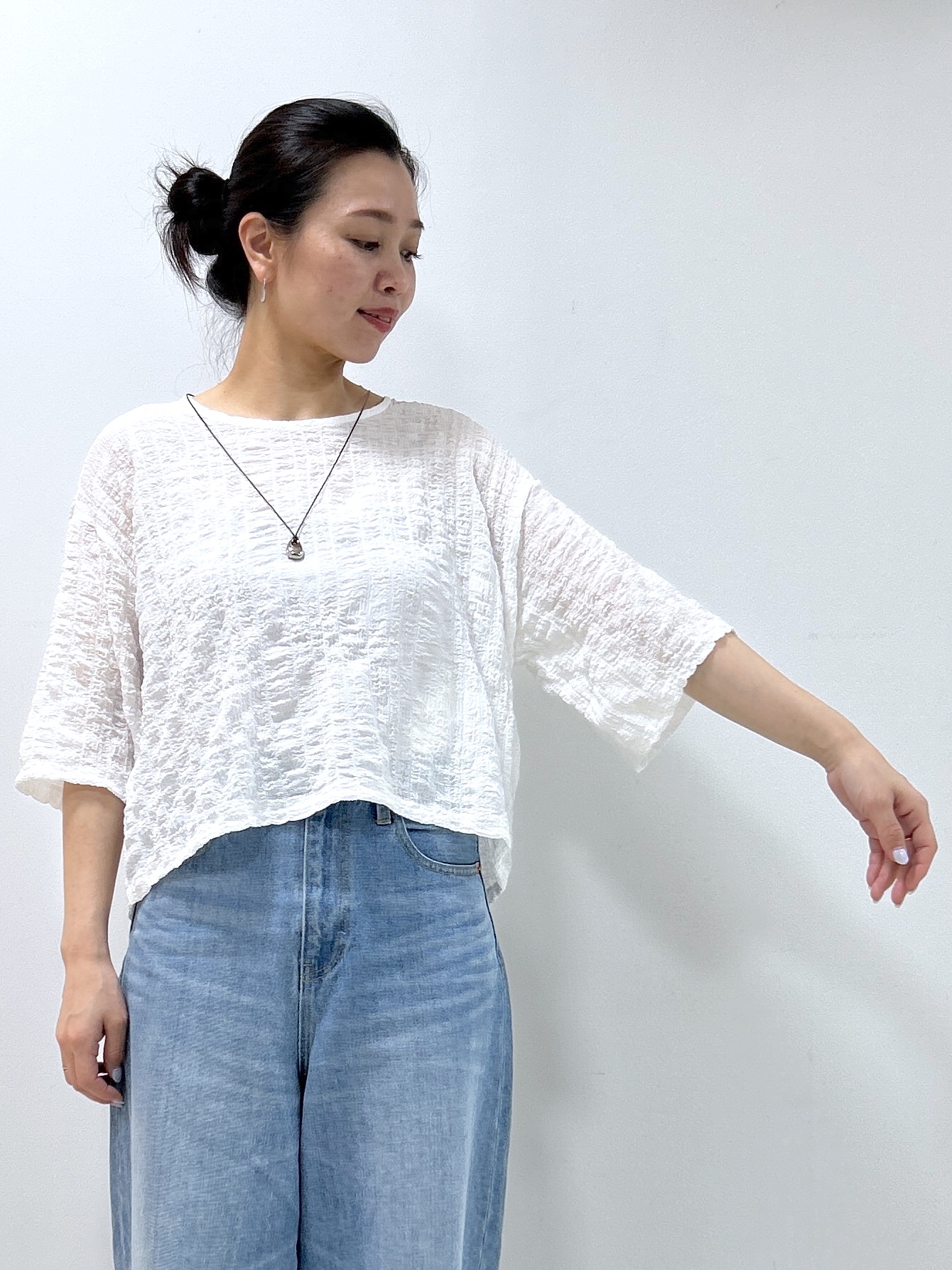 Kaiさんの「Dessin｜【マシンウォッシャブル】エアリーシアー 5分袖プルオーバーシャツ」を使ったコーディネート