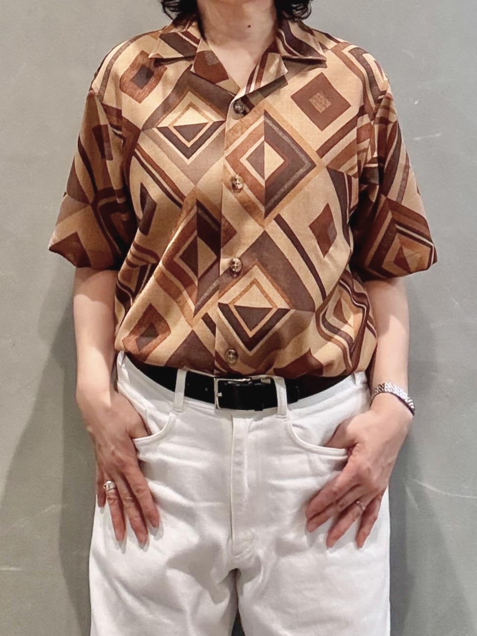 のぐみさんの「TAKEO KIKUCHI｜【吸汗速乾】タイル柄プリント 半袖シャツ」を使ったコーディネート