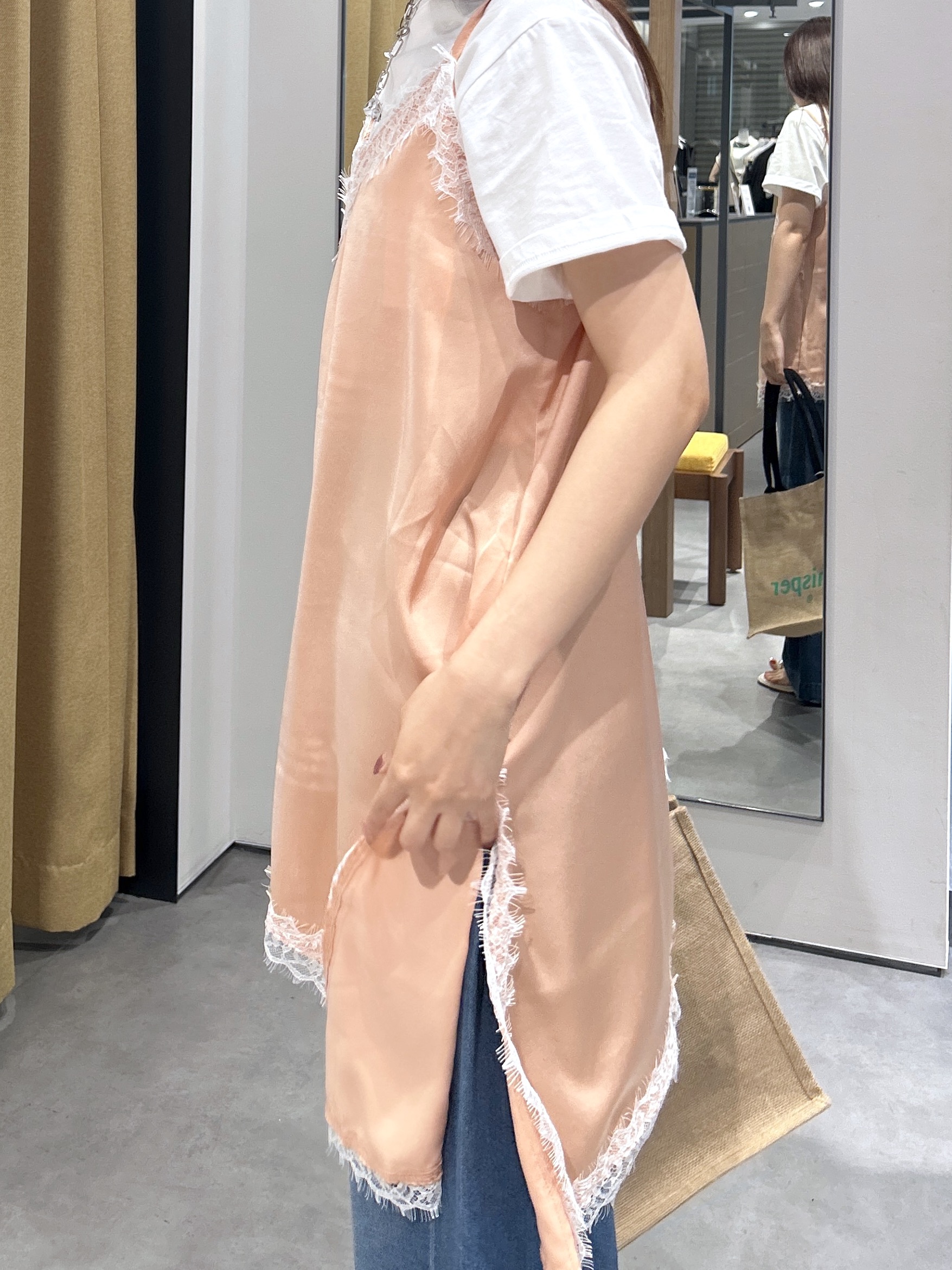 Renoさんの「INDIVI｜タイポグラフィTシャツ【接触冷感】」を使ったコーディネート