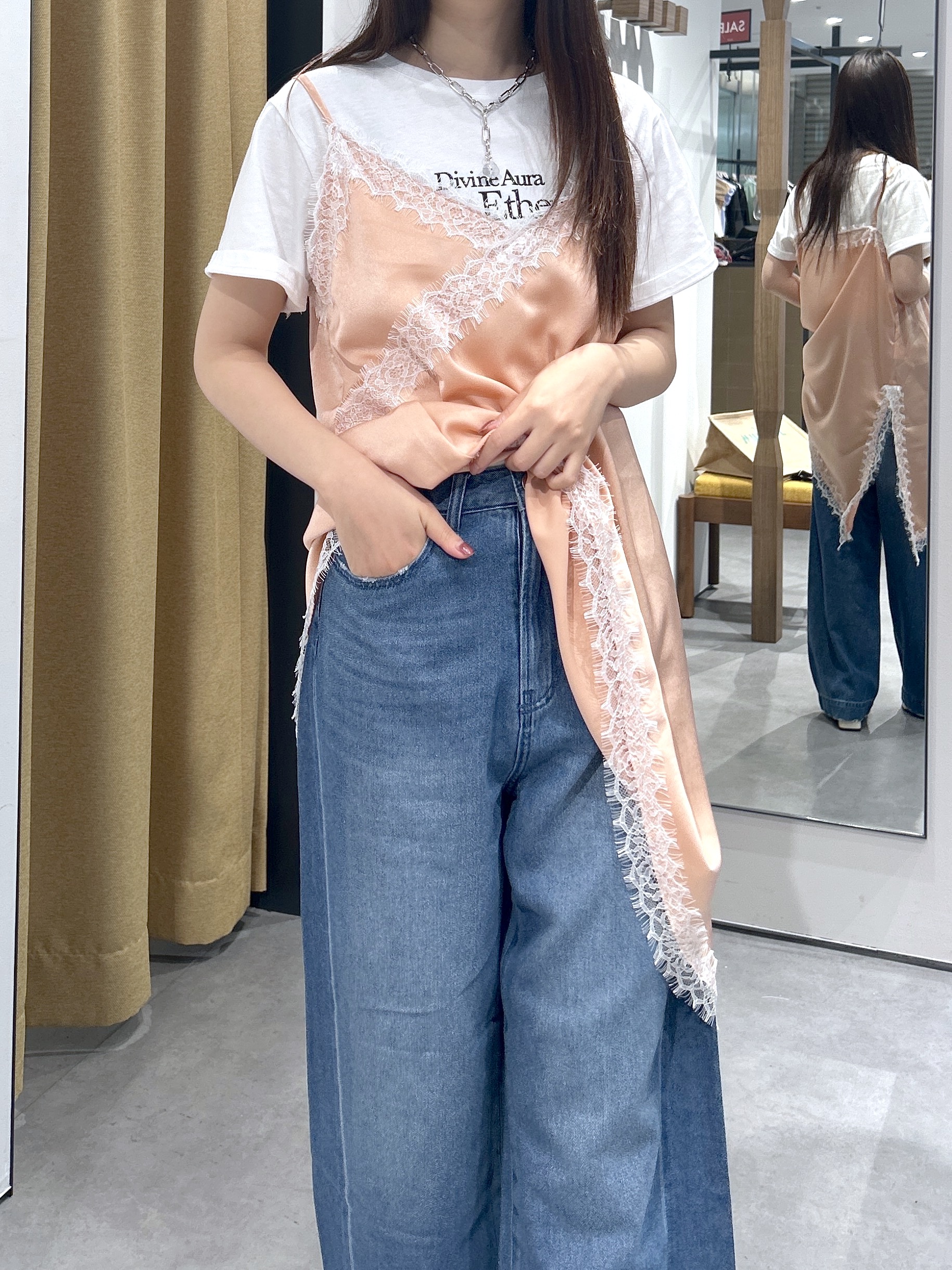 Renoさんの「INDIVI｜タイポグラフィTシャツ【接触冷感】」を使ったコーディネート