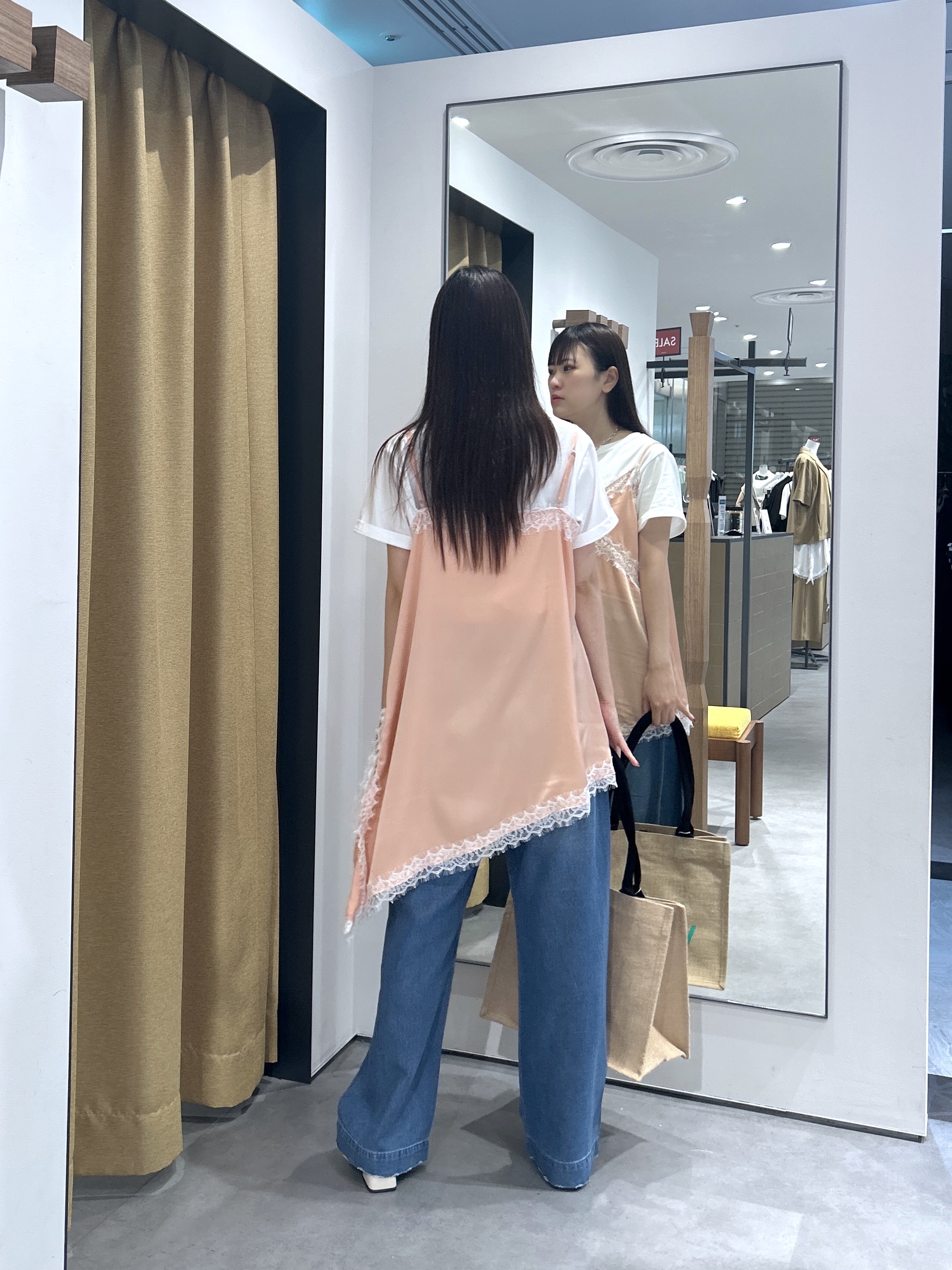 Renoさんの「INDIVI｜タイポグラフィTシャツ【接触冷感】」を使ったコーディネート