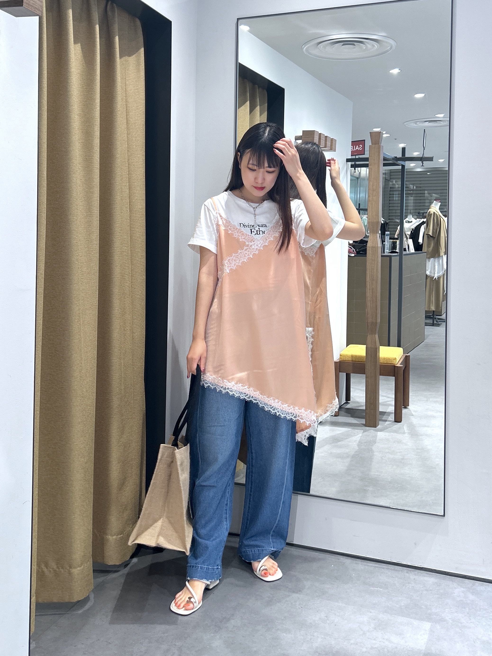 Renoさんの「INDIVI｜タイポグラフィTシャツ【接触冷感】」を使ったコーディネート