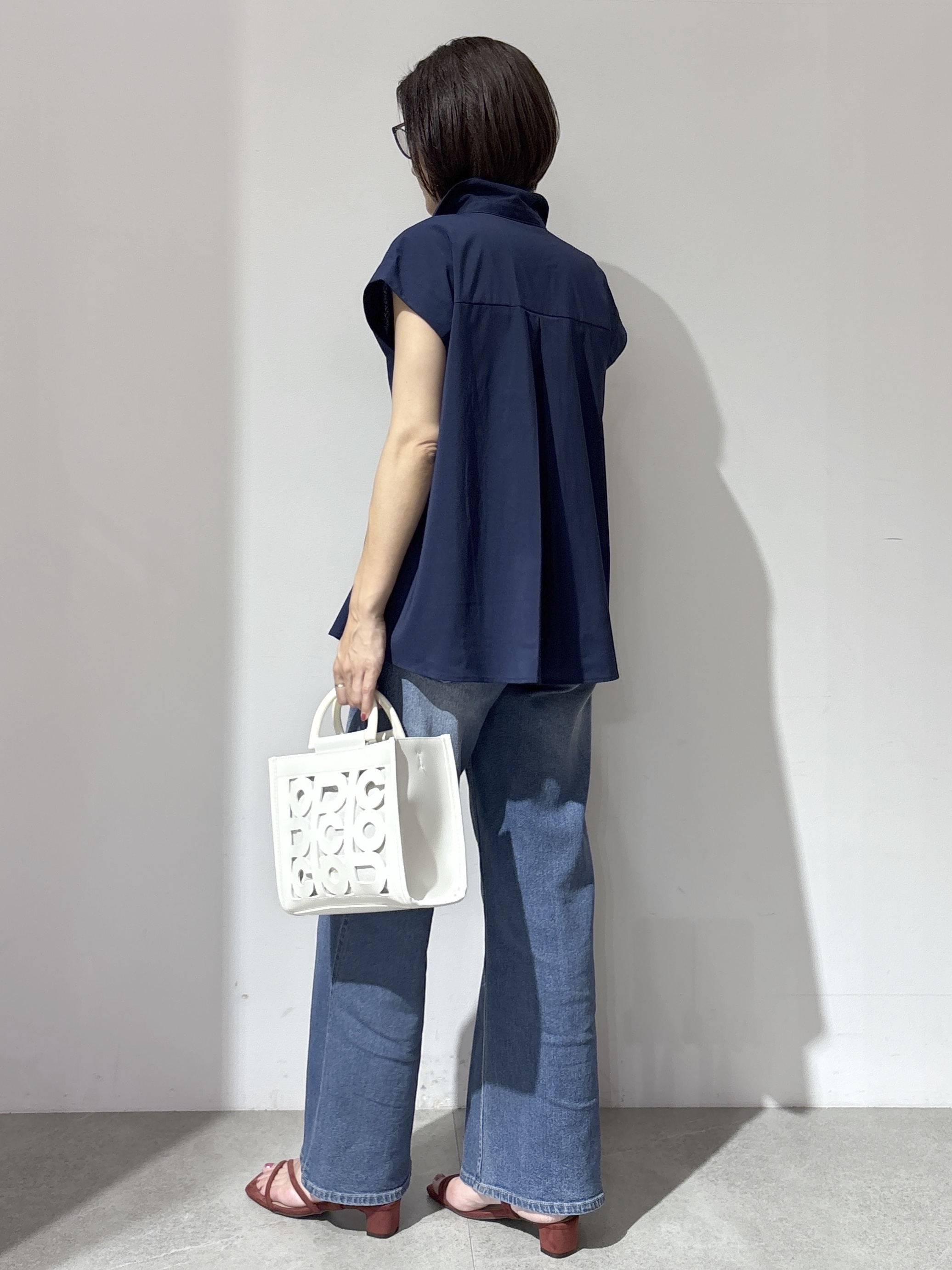 NAKAさんの「OPAQUE.CLIP｜タックペプラムブラウス【洗濯機OK】」を使ったコーディネート