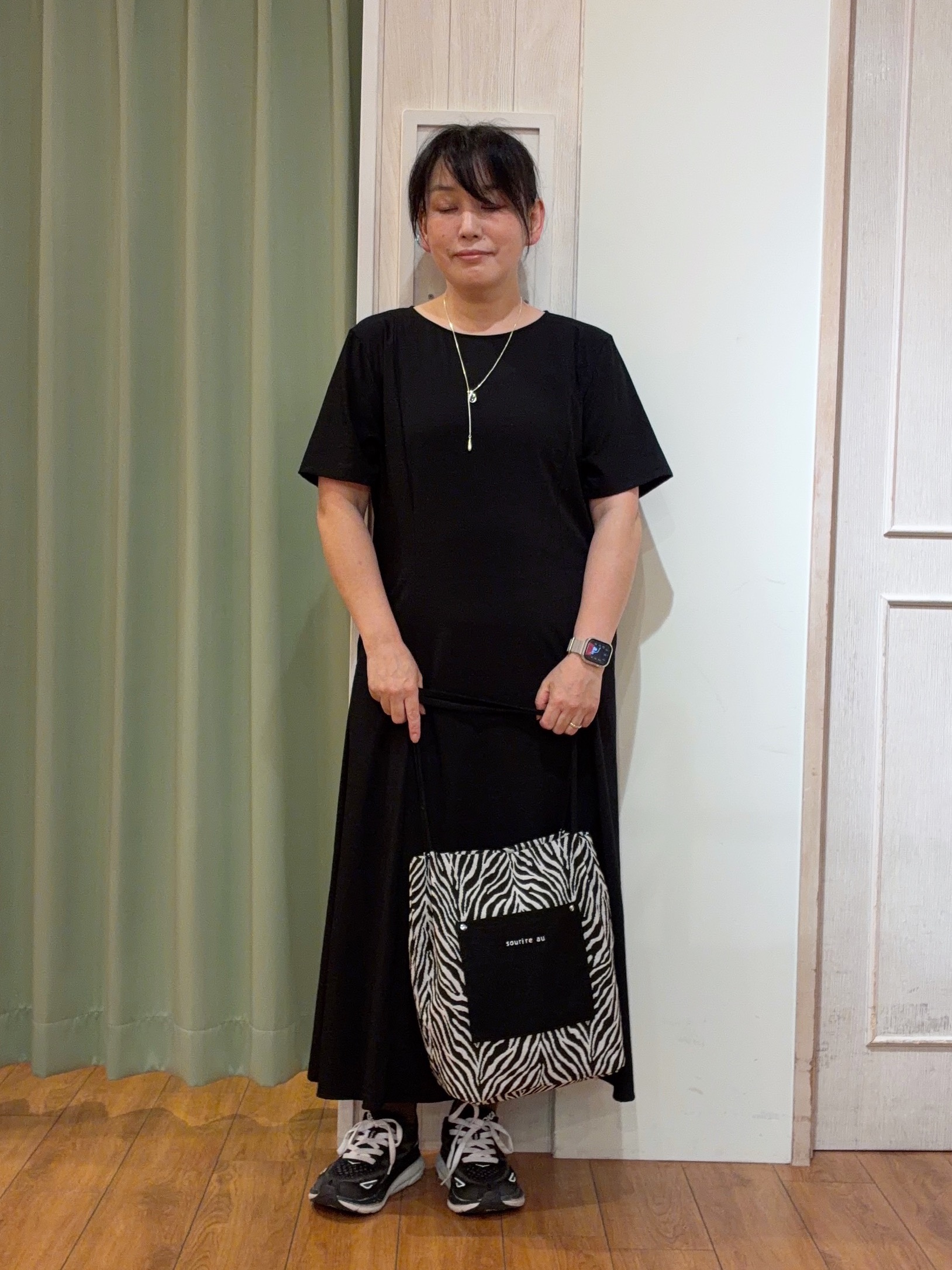 ke-yさんの「SHOO･LA･RUE｜【洗濯機可】ダブルポケット 楊柳しぼしぼシアーシャツ」を使ったコーディネート