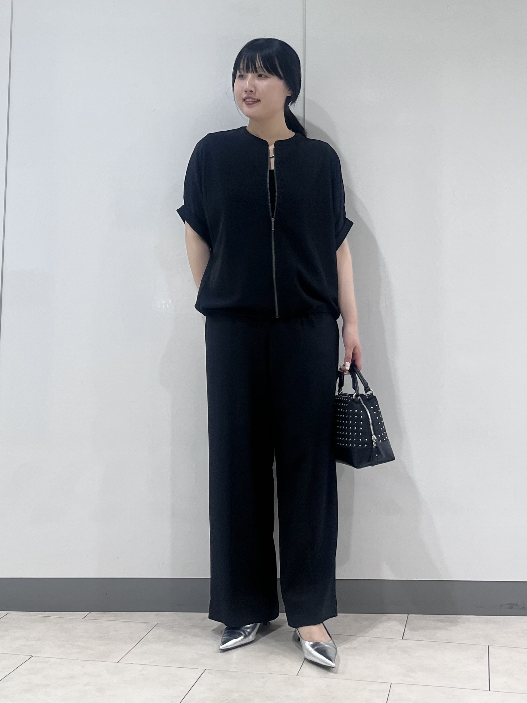 hasuさんの「INDIVI｜【着る日傘】ドルマンフォルムブルゾン」を使ったコーディネート