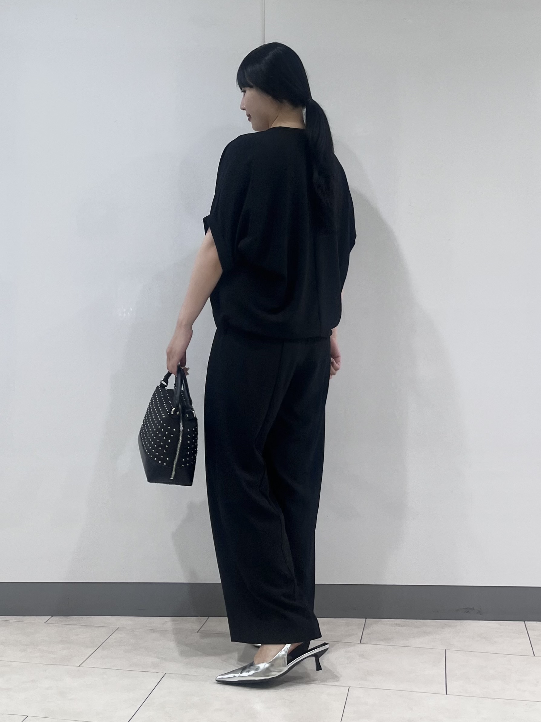hasuさんの「INDIVI｜【着る日傘】ドルマンフォルムブルゾン」を使ったコーディネート