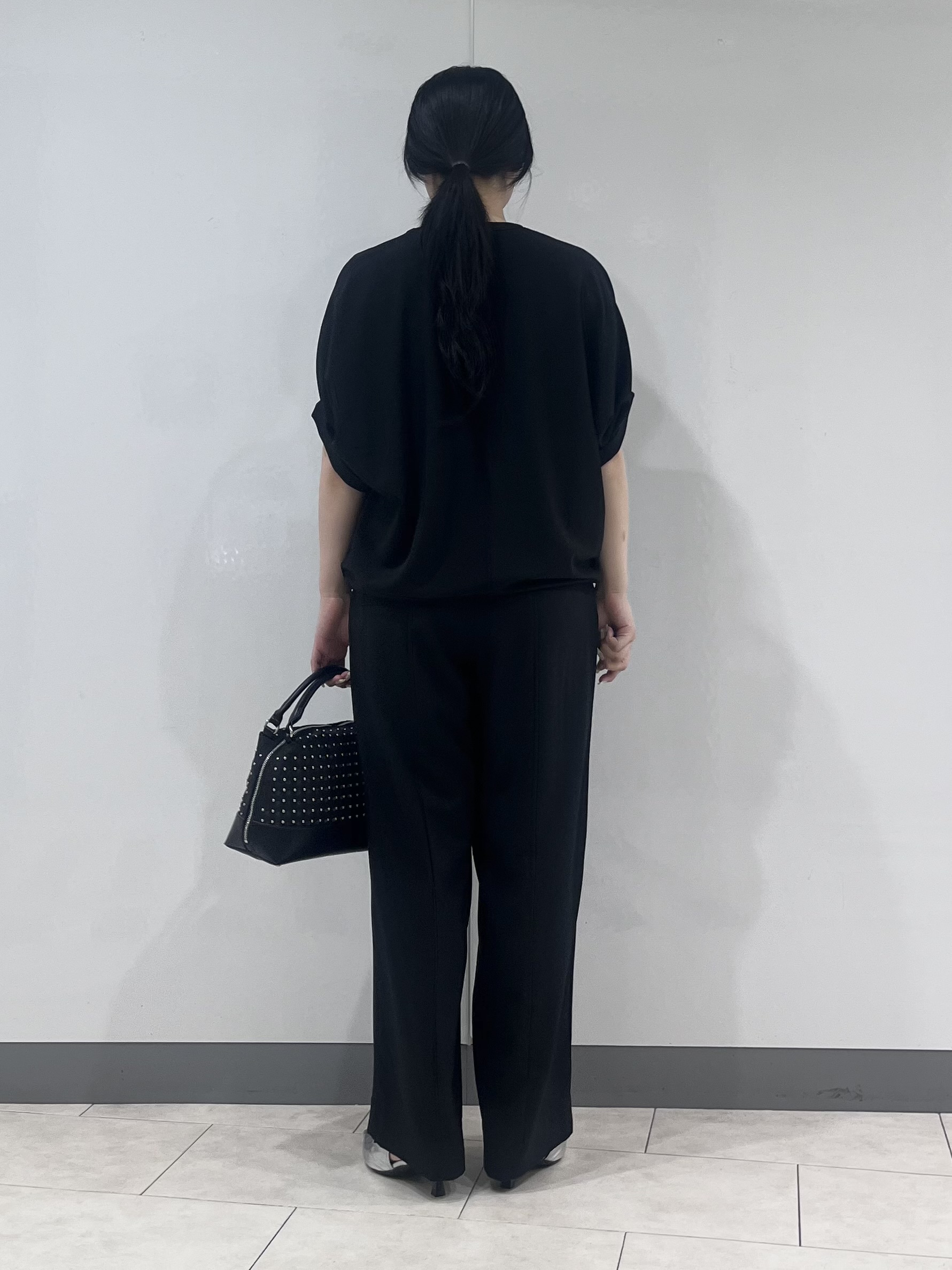 hasuさんの「INDIVI｜【着る日傘】ドルマンフォルムブルゾン」を使ったコーディネート