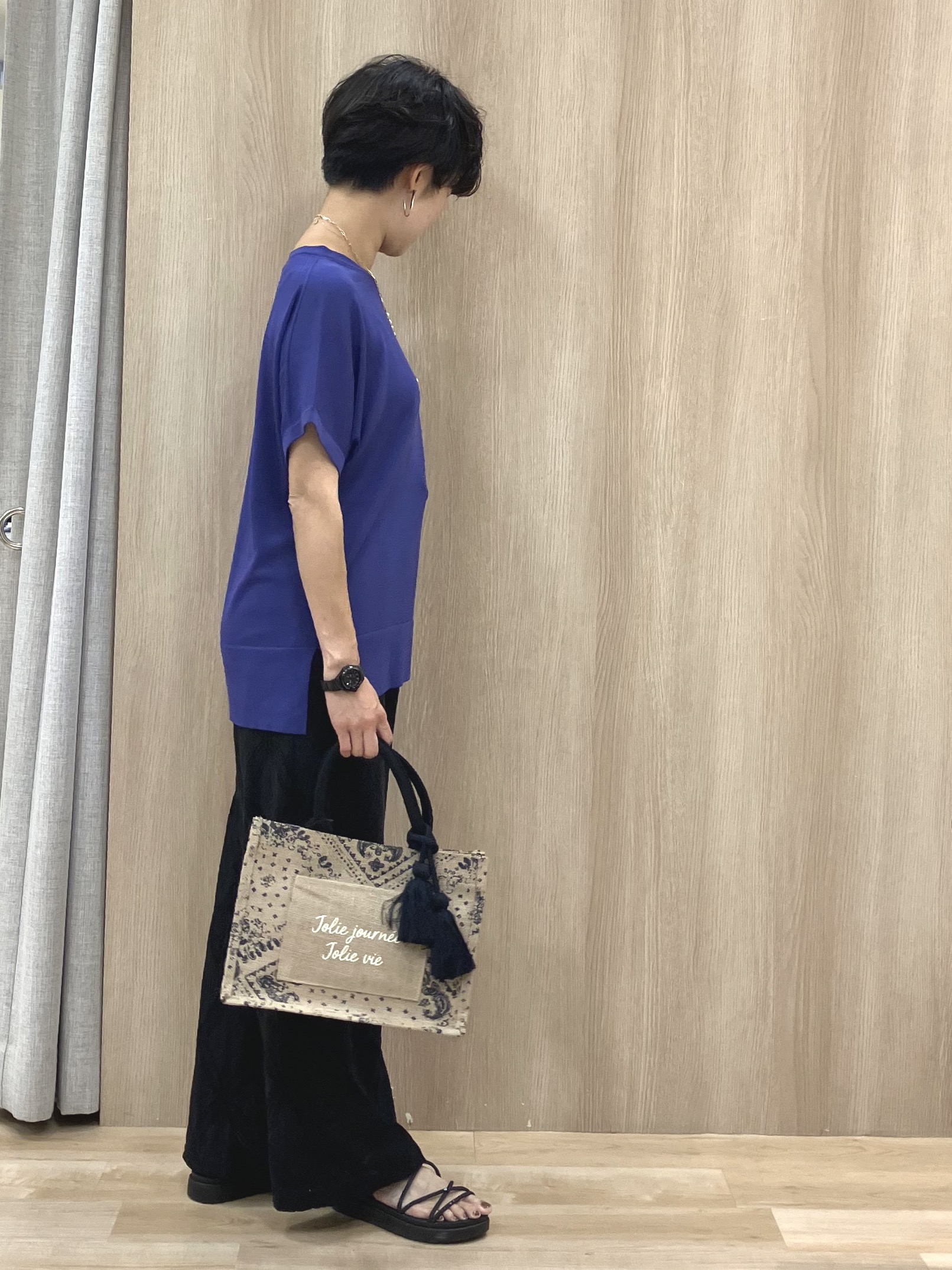 Keiさんの「grove｜【シリーズ累計36万枚！やわらかドライタッチ】夏にうれしい多機能ロングニット」を使ったコーディネート