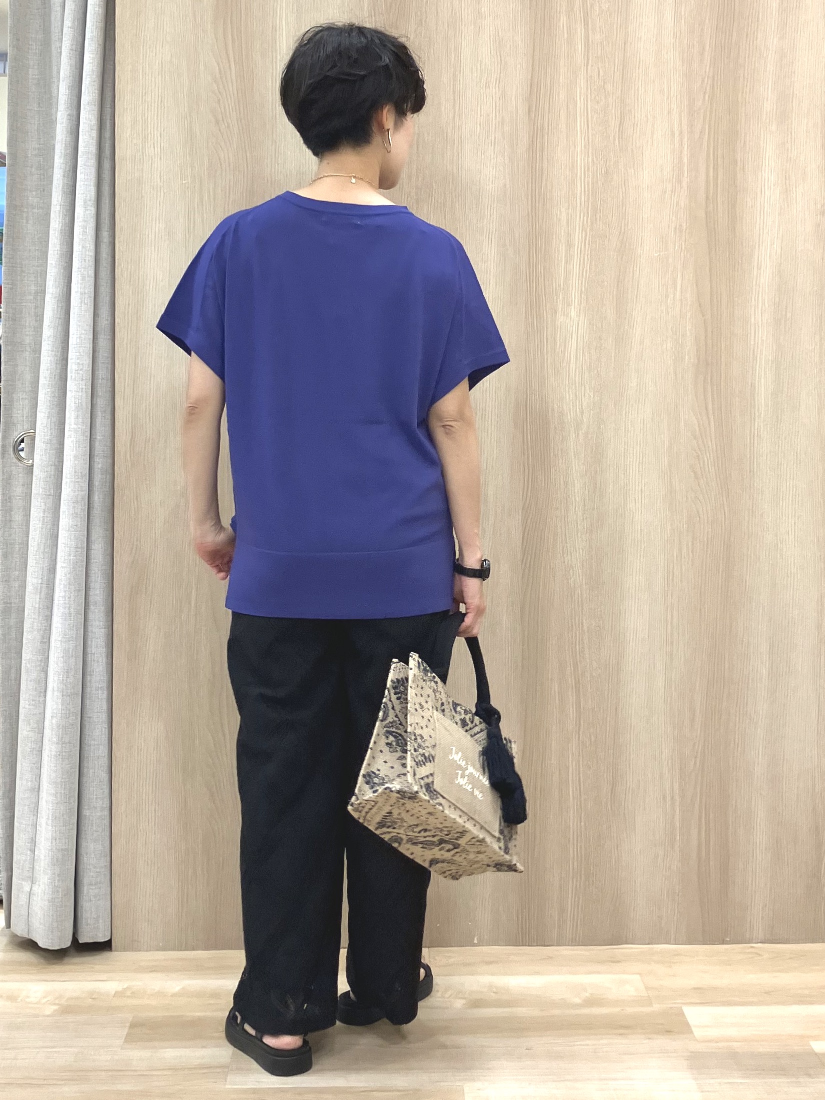Keiさんの「grove｜【シリーズ累計36万枚！やわらかドライタッチ】夏にうれしい多機能ロングニット」を使ったコーディネート