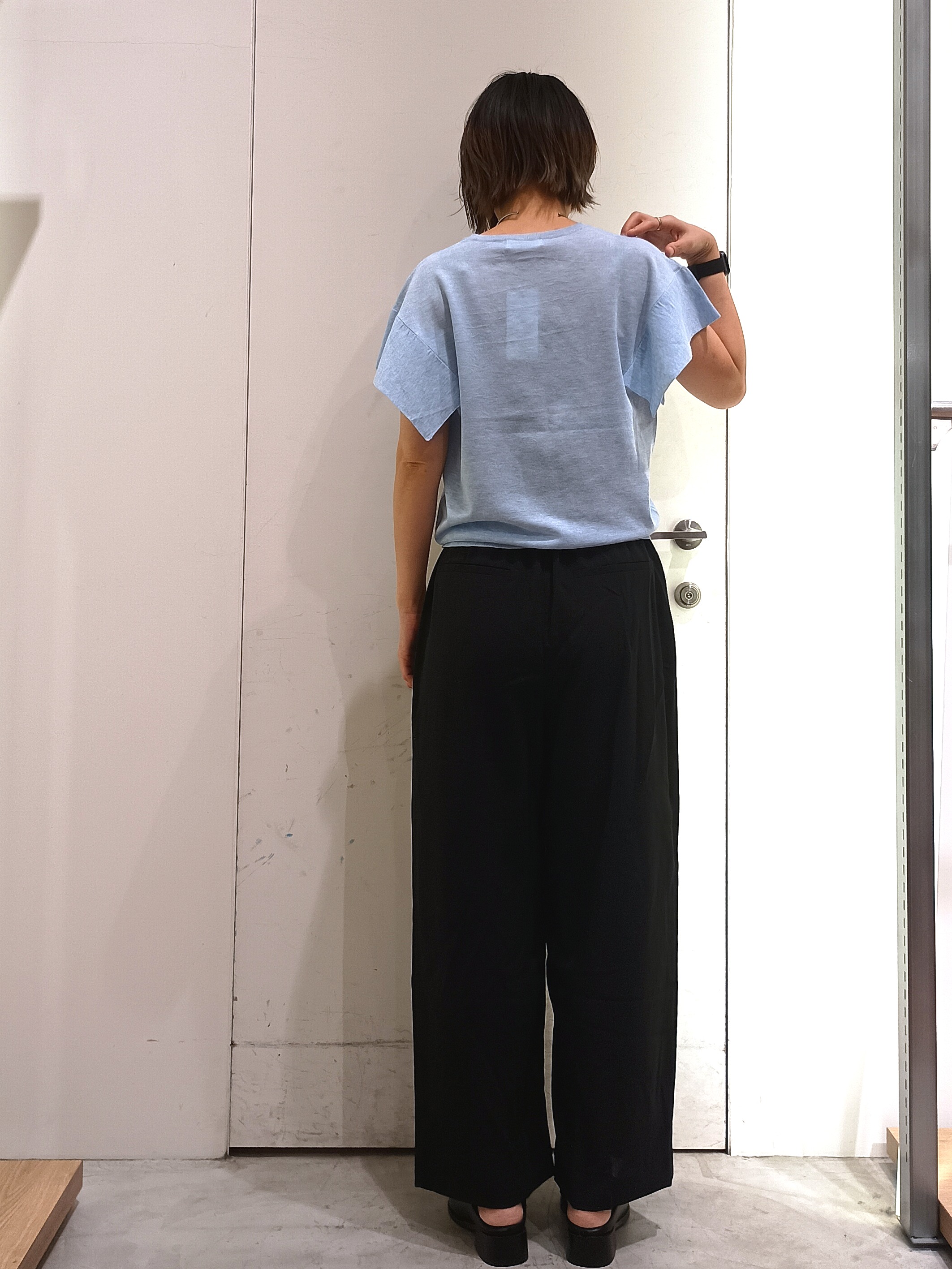 shinkoさんの「OPAQUE.CLIP｜『STORY Web7月掲載』ドライタッチラメニット《UV／洗える／6col》」を使ったコーディネート