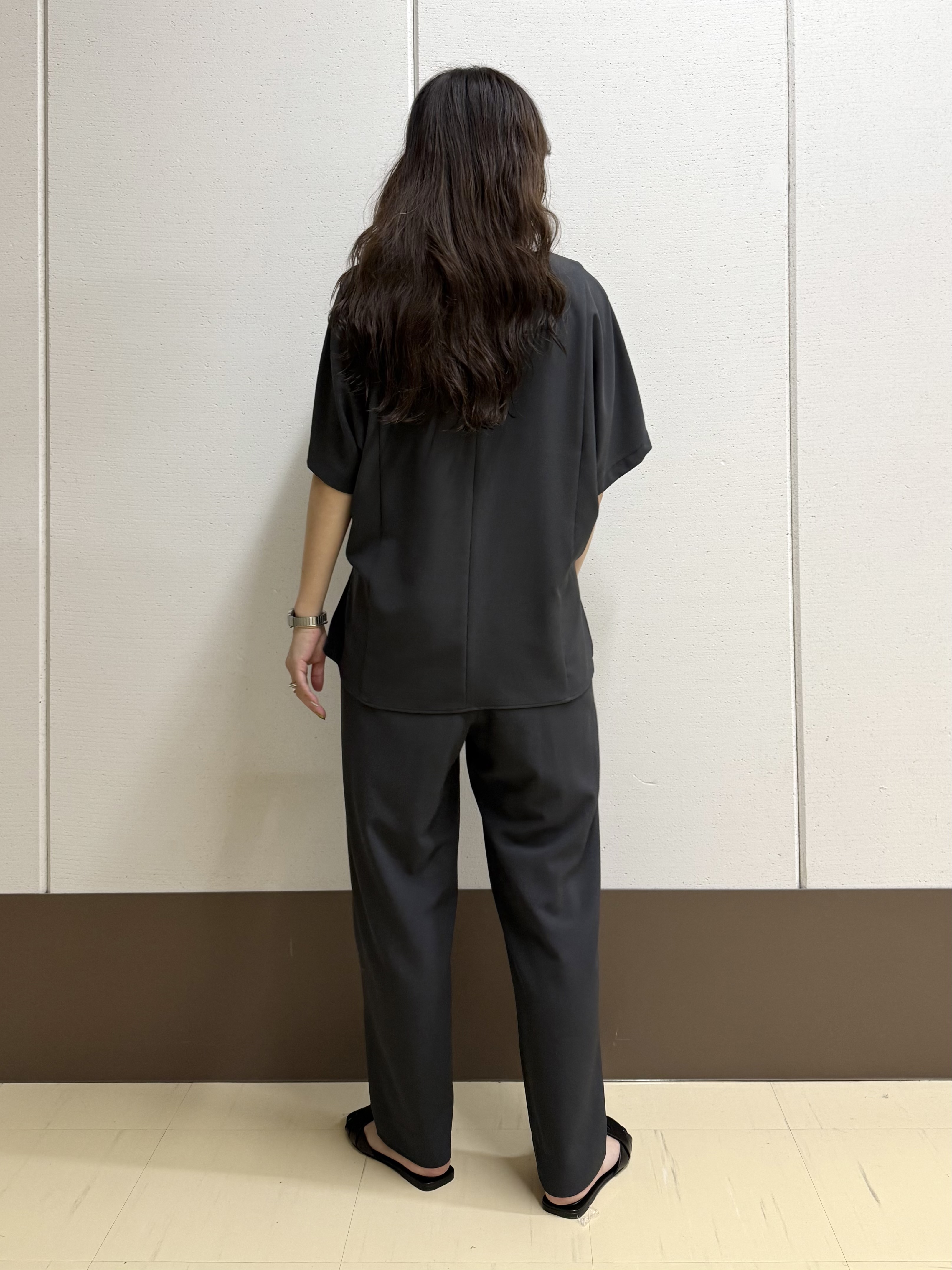 mamiさんの「INDIVI｜【着る日傘】ドルマントップス」を使ったコーディネート
