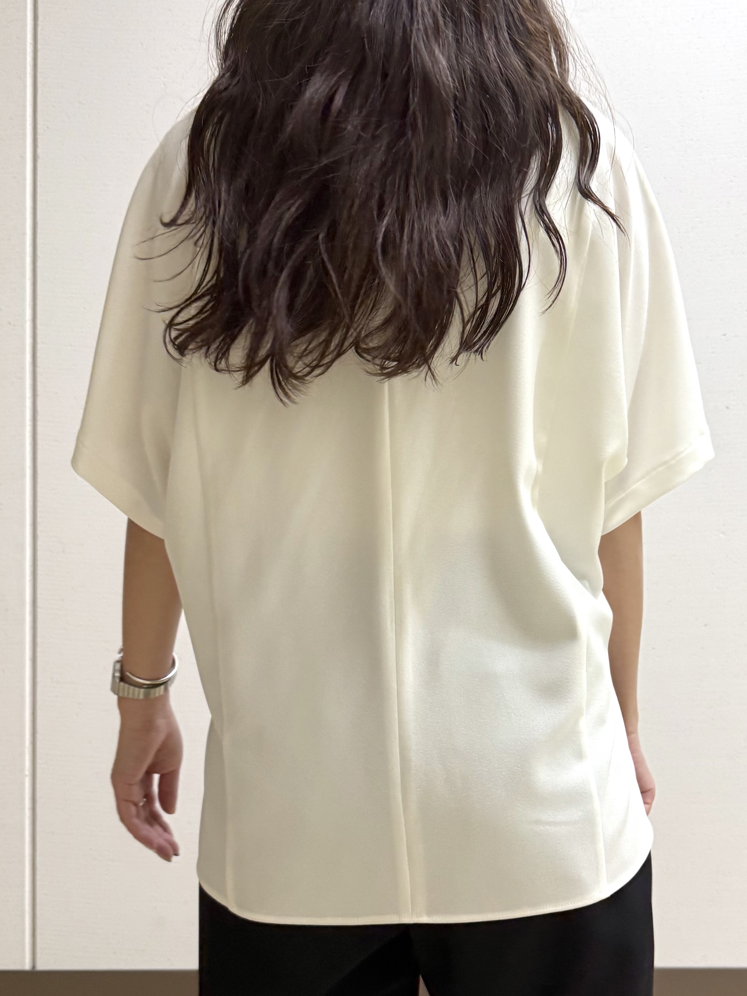 mamiさんの「INDIVI｜【着る日傘】ドルマントップス」を使ったコーディネート