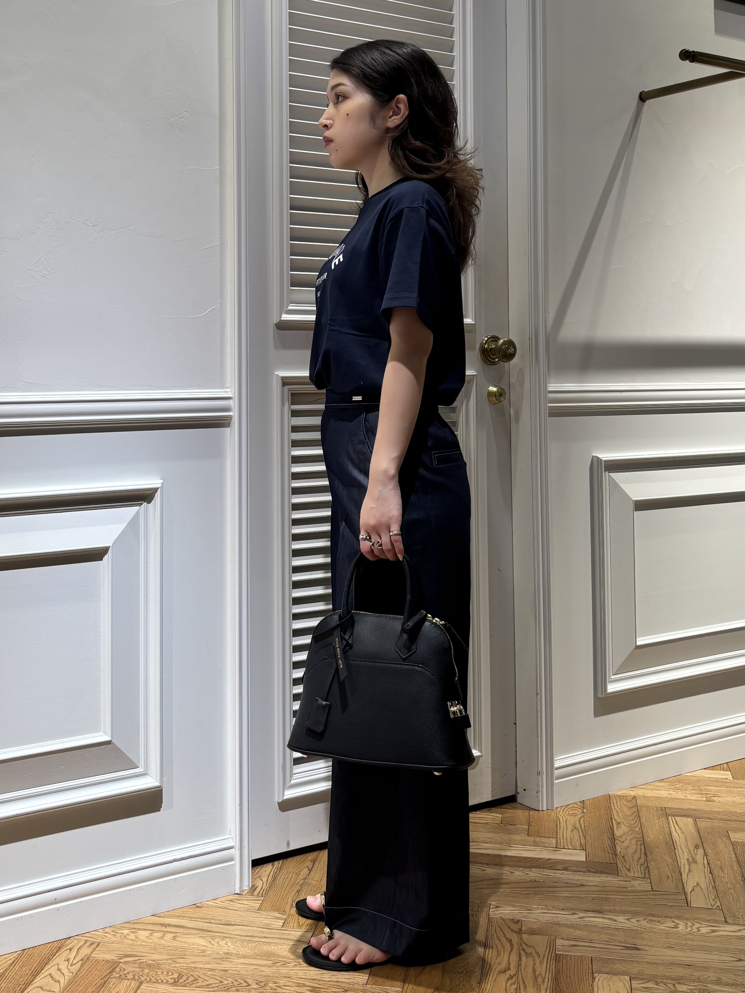 Mgmさんの「DRESSTERIOR｜ル ミラクルロゴT」を使ったコーディネート