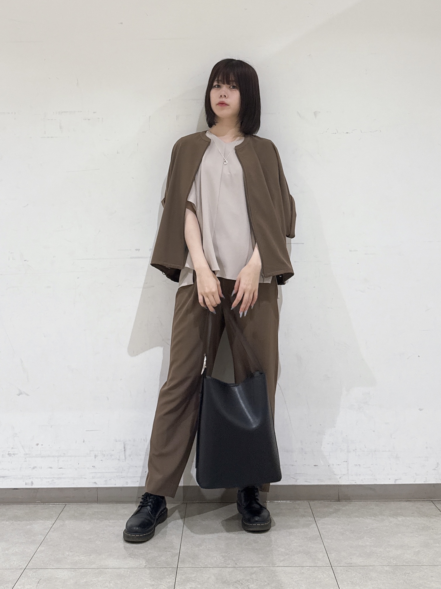 rinaさんの「INDIVI｜【A4収納可能／合皮】配色デザインワンショルダーバッグ」を使ったコーディネート