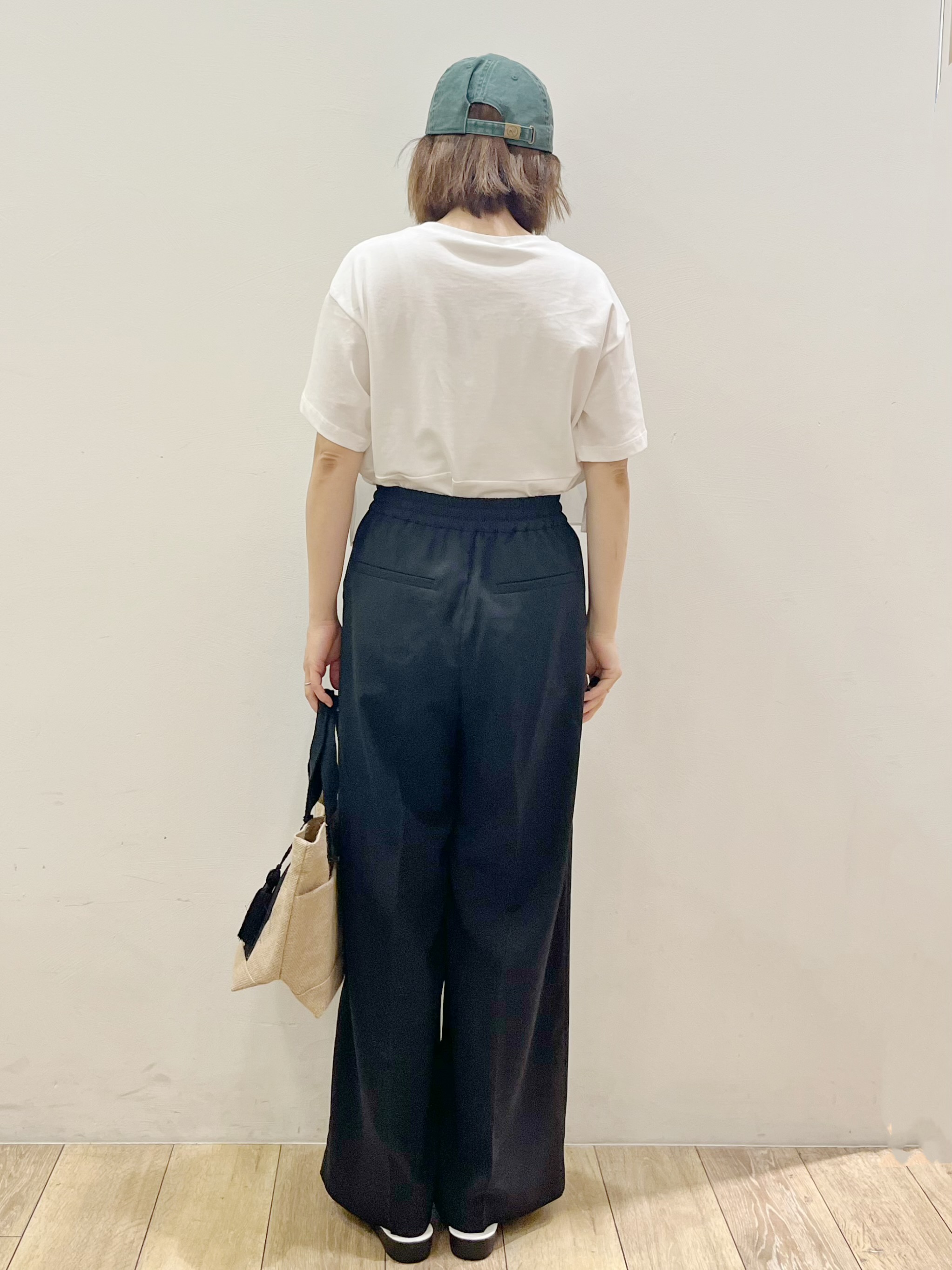 kcさんの「OPAQUE.CLIP｜【接触冷感】アシメフリルドッキングカットソー《洗濯機OK》」を使ったコーディネート