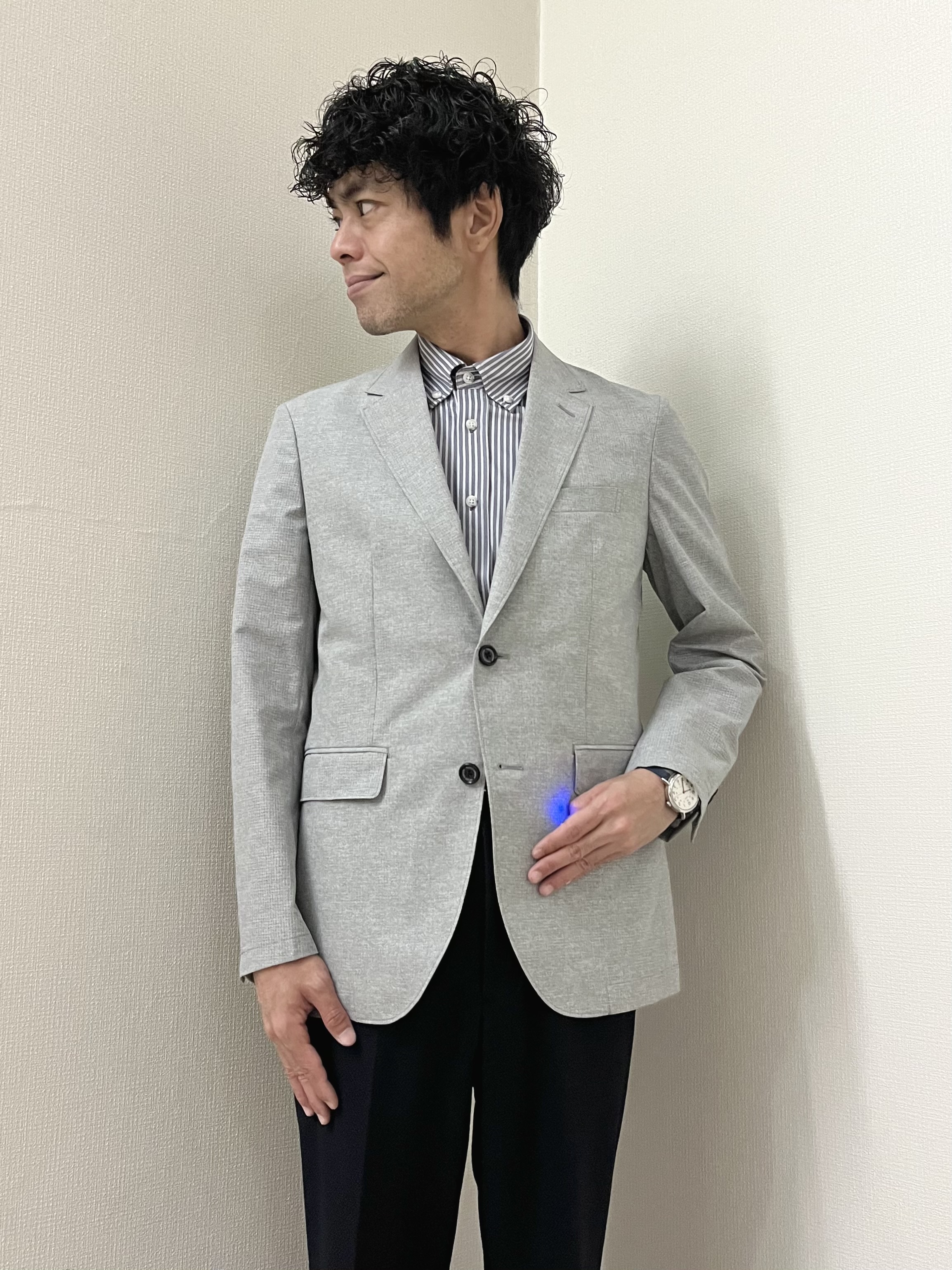 URAさんの「TAKEO KIKUCHI｜【抗菌防臭】COOL DOTS（R）ドビープリント ジャケット」を使ったコーディネート