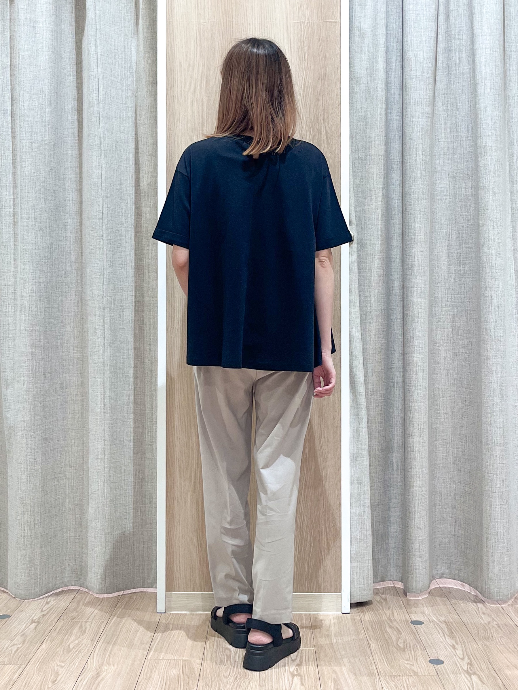 みーちゃんさんの「grove｜【遮熱／吸水速乾／接触冷感／UVカット】フレアシルエットTシャツ」を使ったコーディネート