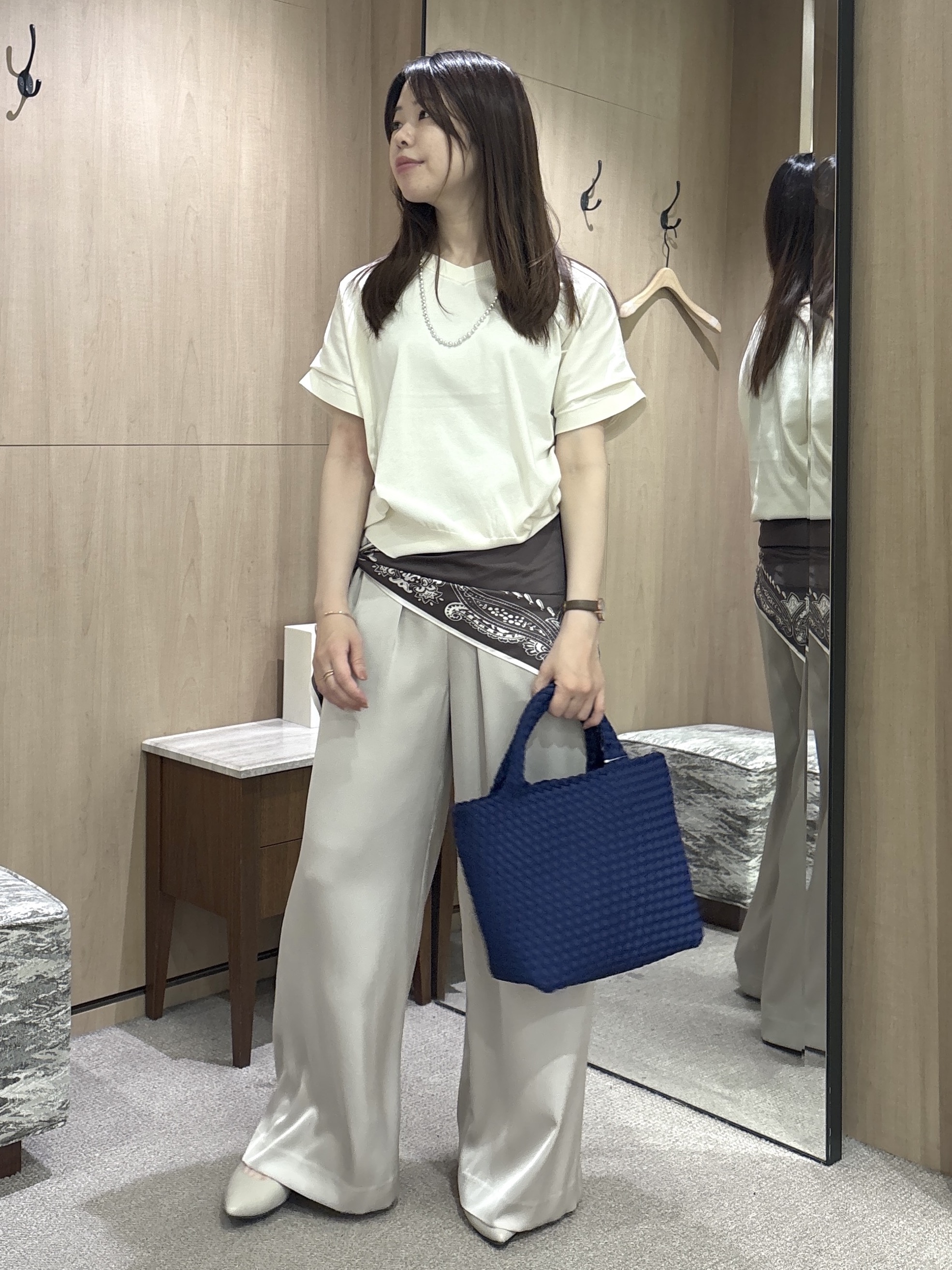 asamiさんの「UNTITLED｜【肌に張り付かない/前後2WAY】ドライタッチコットンプルオーバー」を使ったコーディネート