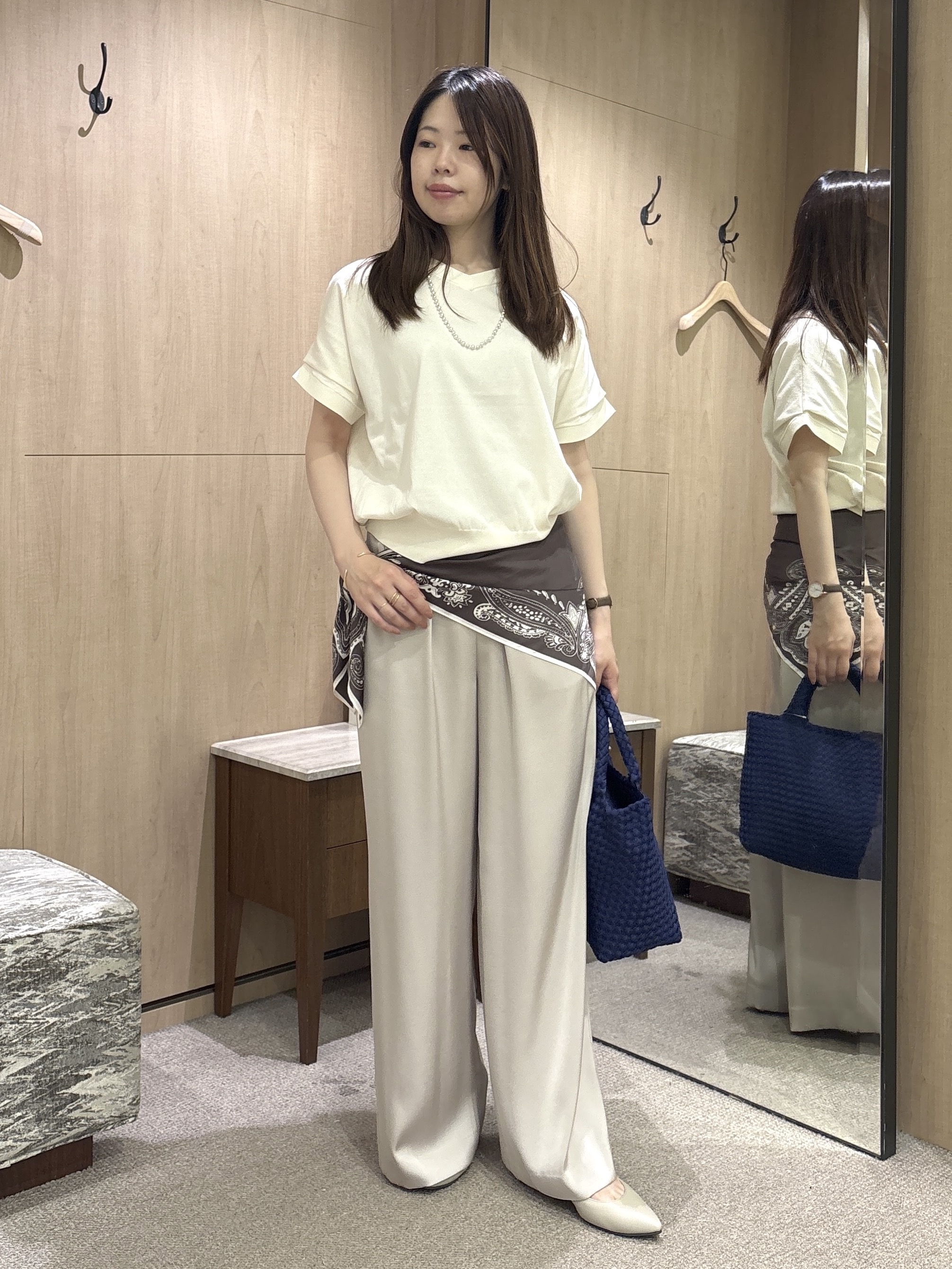 asamiさんの「UNTITLED｜【肌に張り付かない/前後2WAY】ドライタッチコットンプルオーバー」を使ったコーディネート