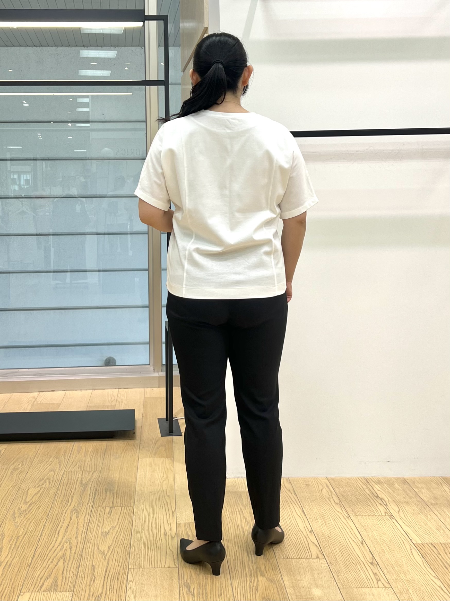 shimaさんの「INDIVI｜【接触冷感／2WAY】カシュクールリネンシャツ」を使ったコーディネート