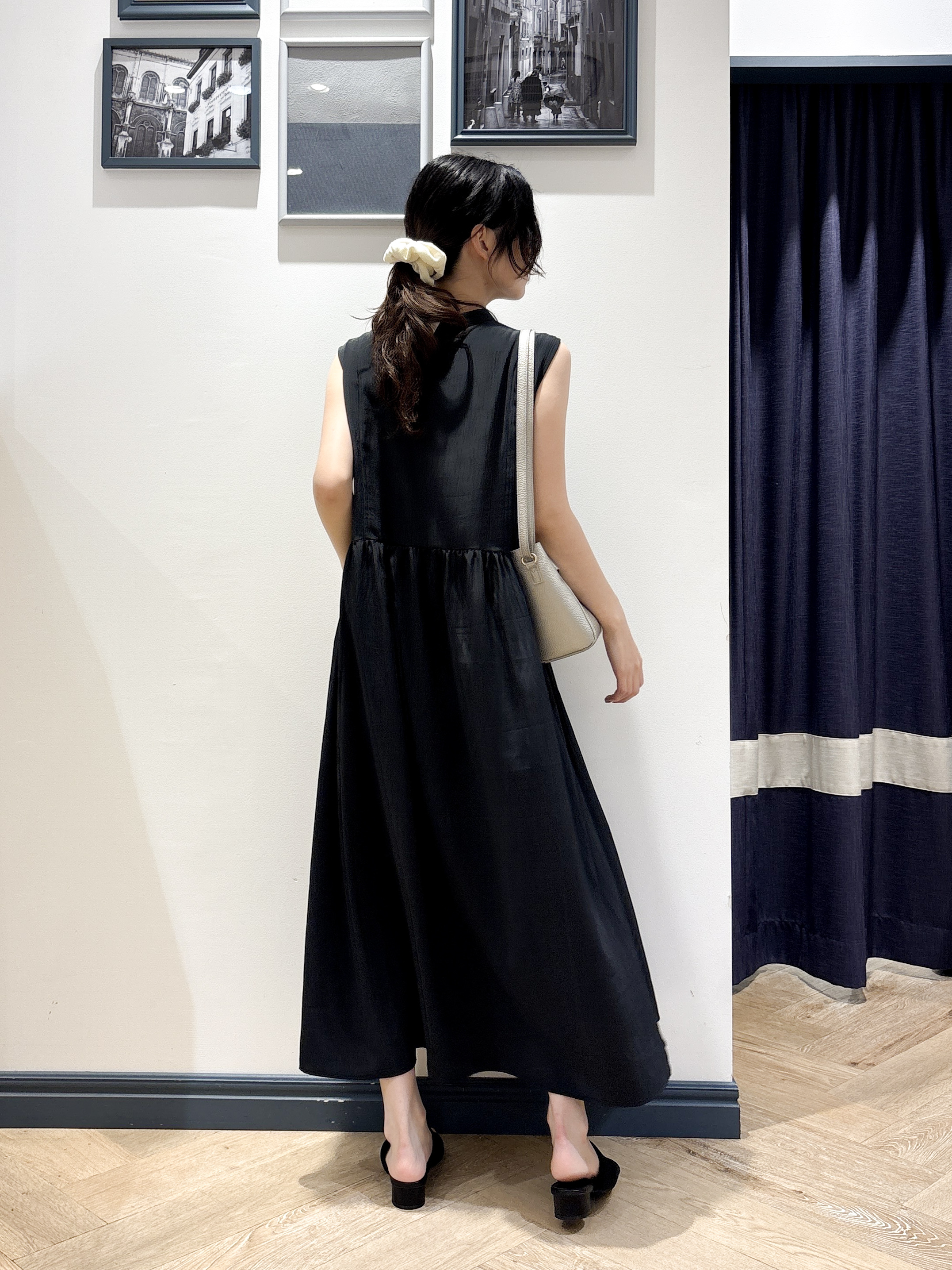 ayakaさんの「grove｜【低身長さんも選べる着丈・洗濯機◎】テントラインワンピース」を使ったコーディネート