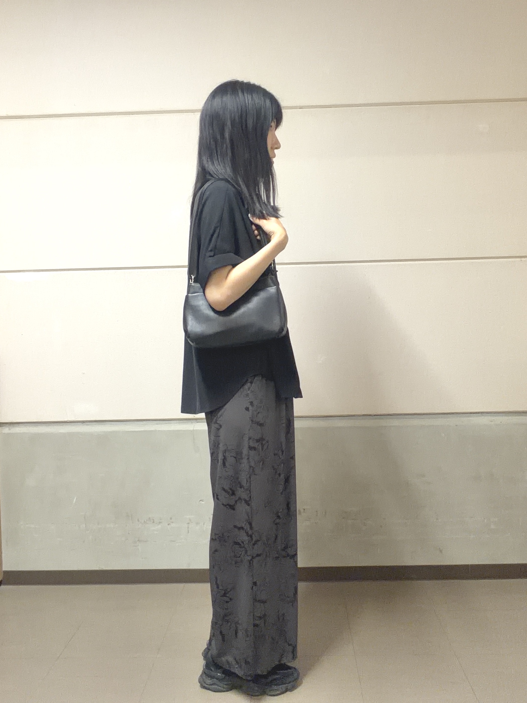 大西直穂さんの「SHOO･LA･RUE｜【前後2WAY/洗濯機可/S-LL】スクエアネックで小顔効果 ランダムテレコタンクトップ」を使ったコーディネート