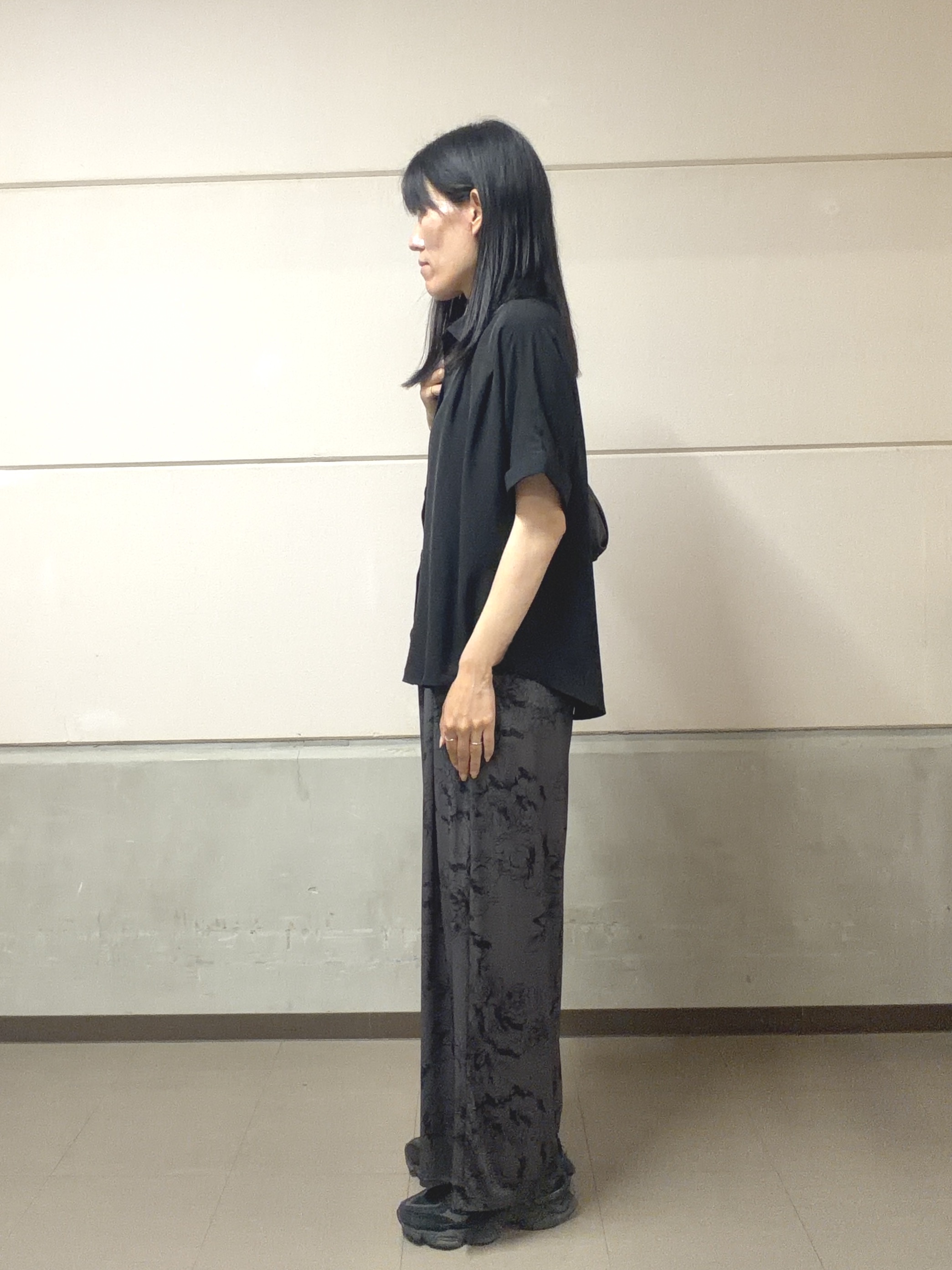 大西直穂さんの「SHOO･LA･RUE｜【前後2WAY/洗濯機可/S-LL】スクエアネックで小顔効果 ランダムテレコタンクトップ」を使ったコーディネート