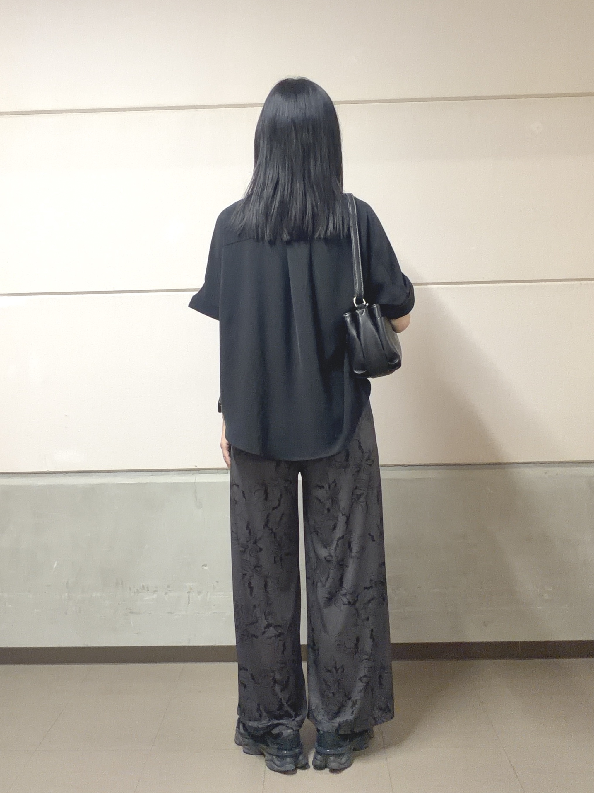 大西直穂さんの「SHOO･LA･RUE｜【前後2WAY/洗濯機可/S-LL】スクエアネックで小顔効果 ランダムテレコタンクトップ」を使ったコーディネート