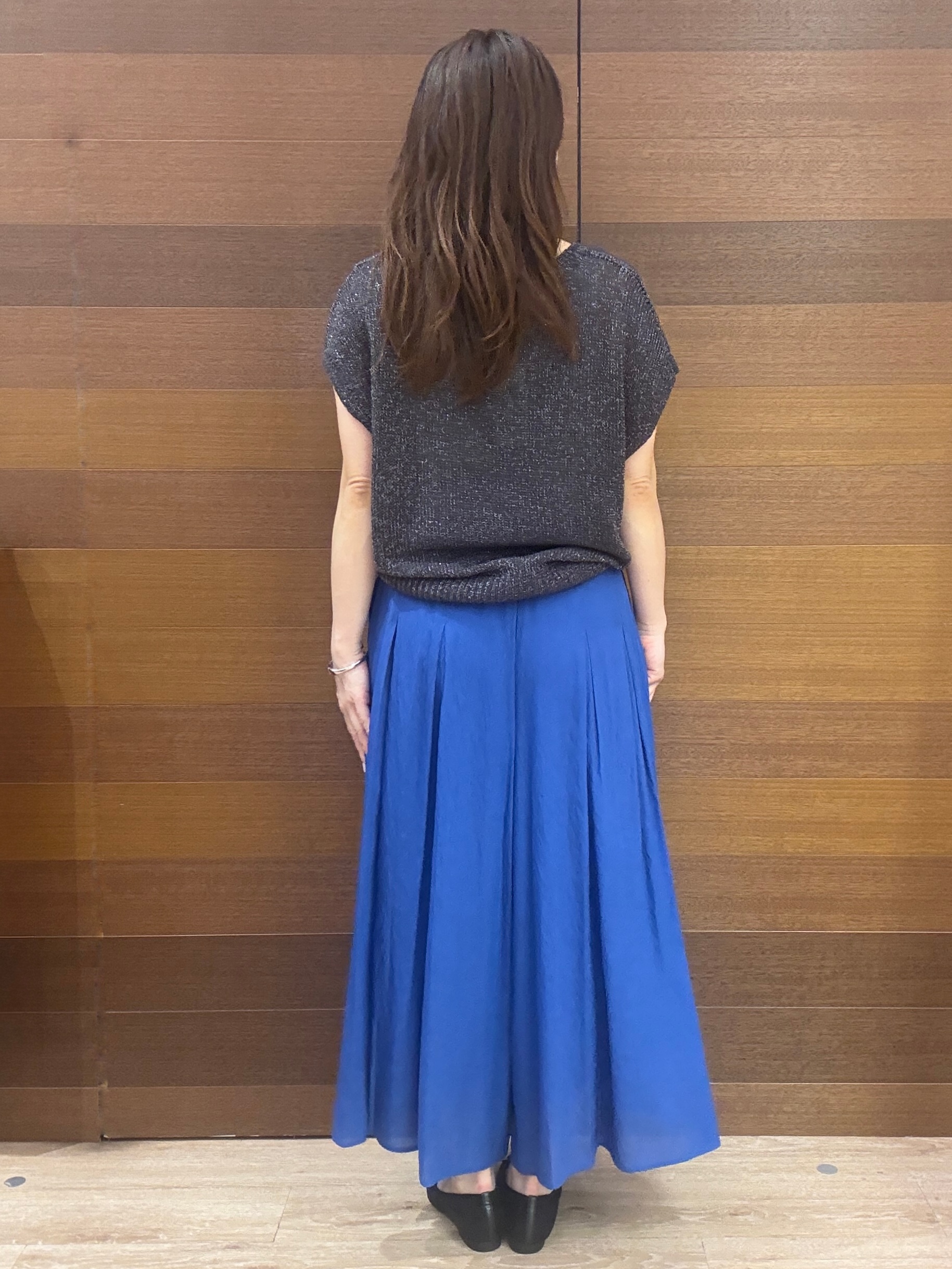 maichiさんの「OPAQUE.CLIP｜ラメメッシュ フレンチスリーブニット【洗濯機OK】」を使ったコーディネート