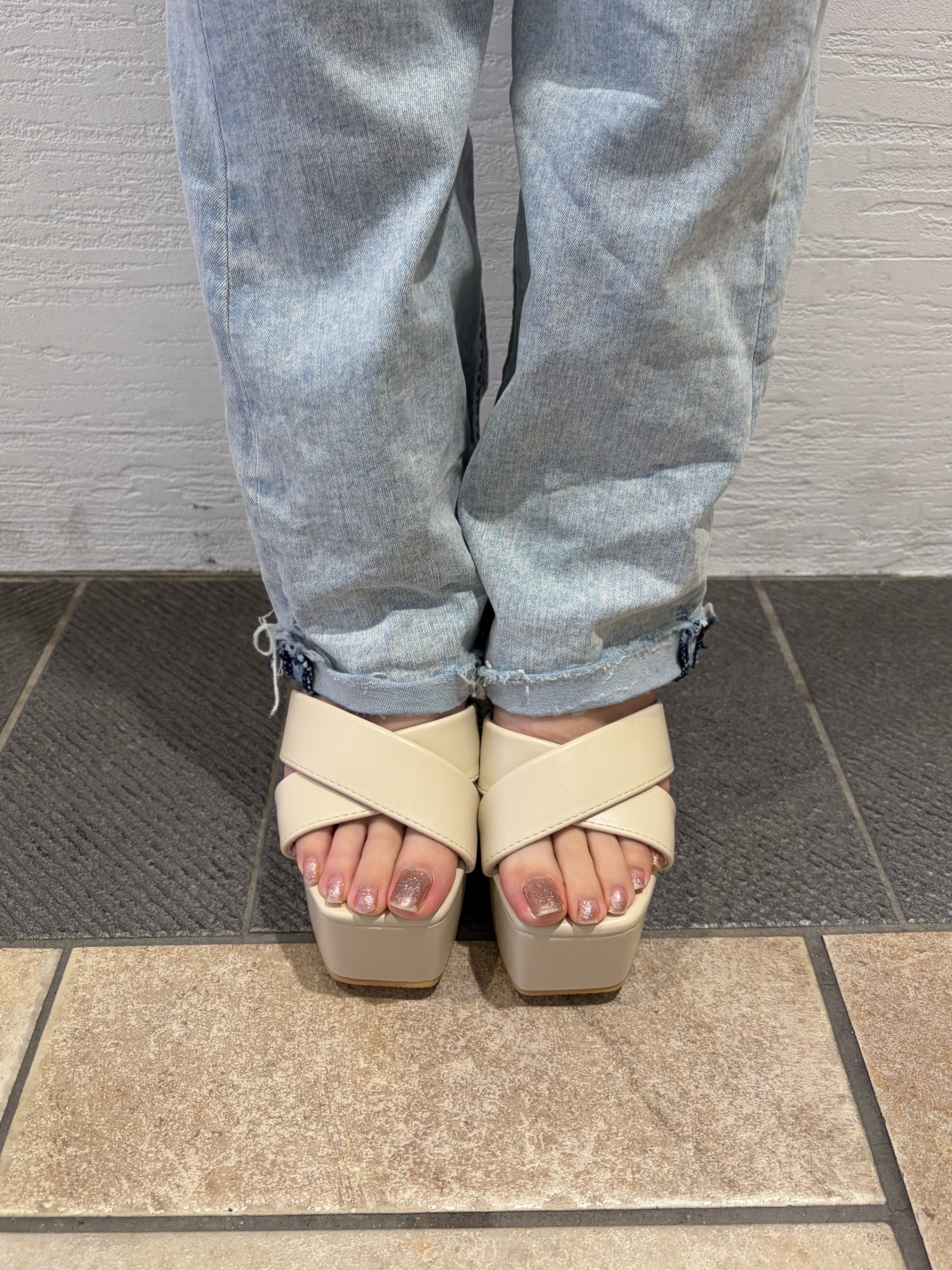 SACHAさんの「ESPERANZA｜ラク盛り厚底サンダルⅢ」を使ったコーディネート