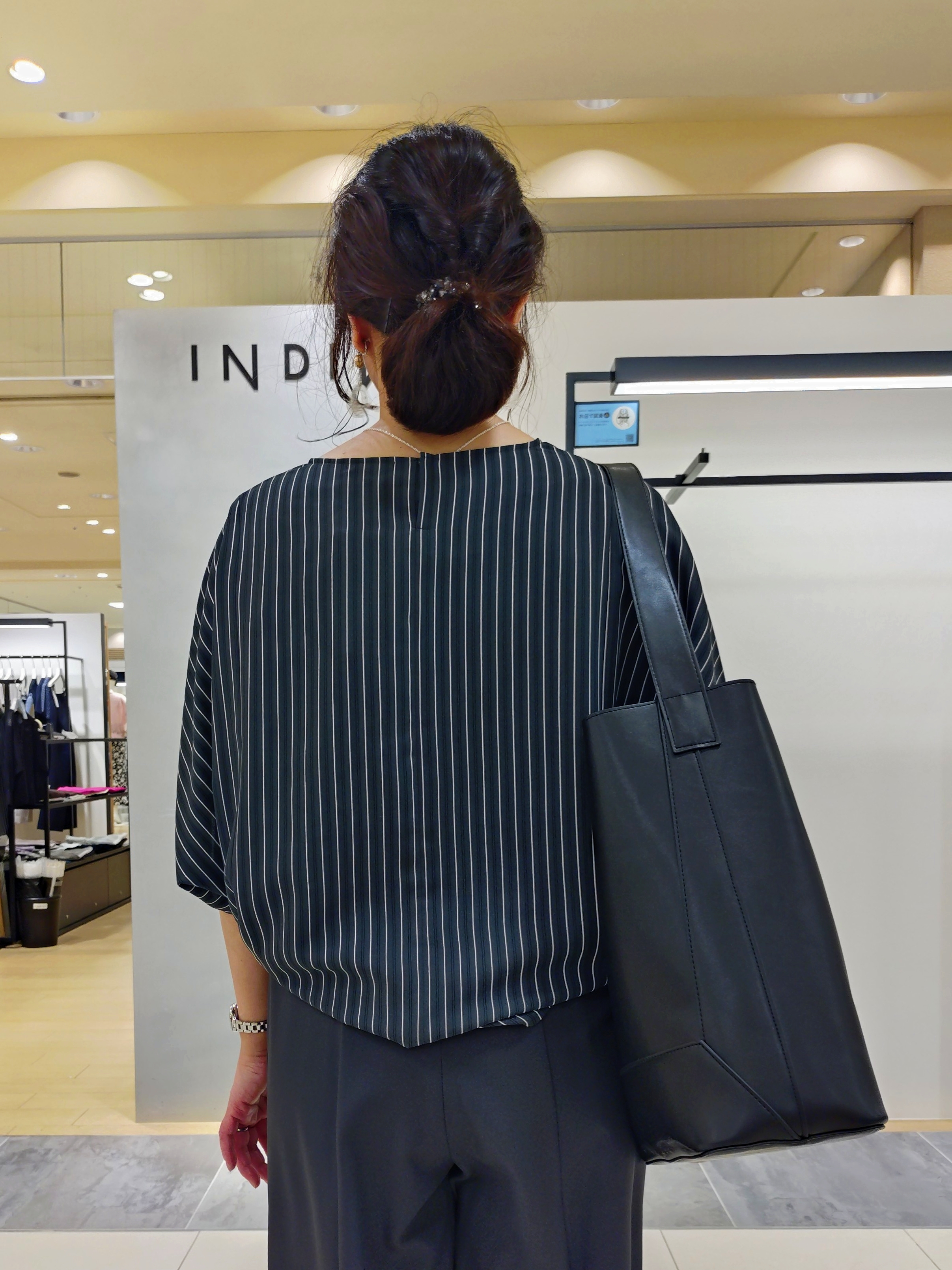 TOMOMIさんの「INDIVI｜【着る日傘】イージーワイドパンツ」を使ったコーディネート