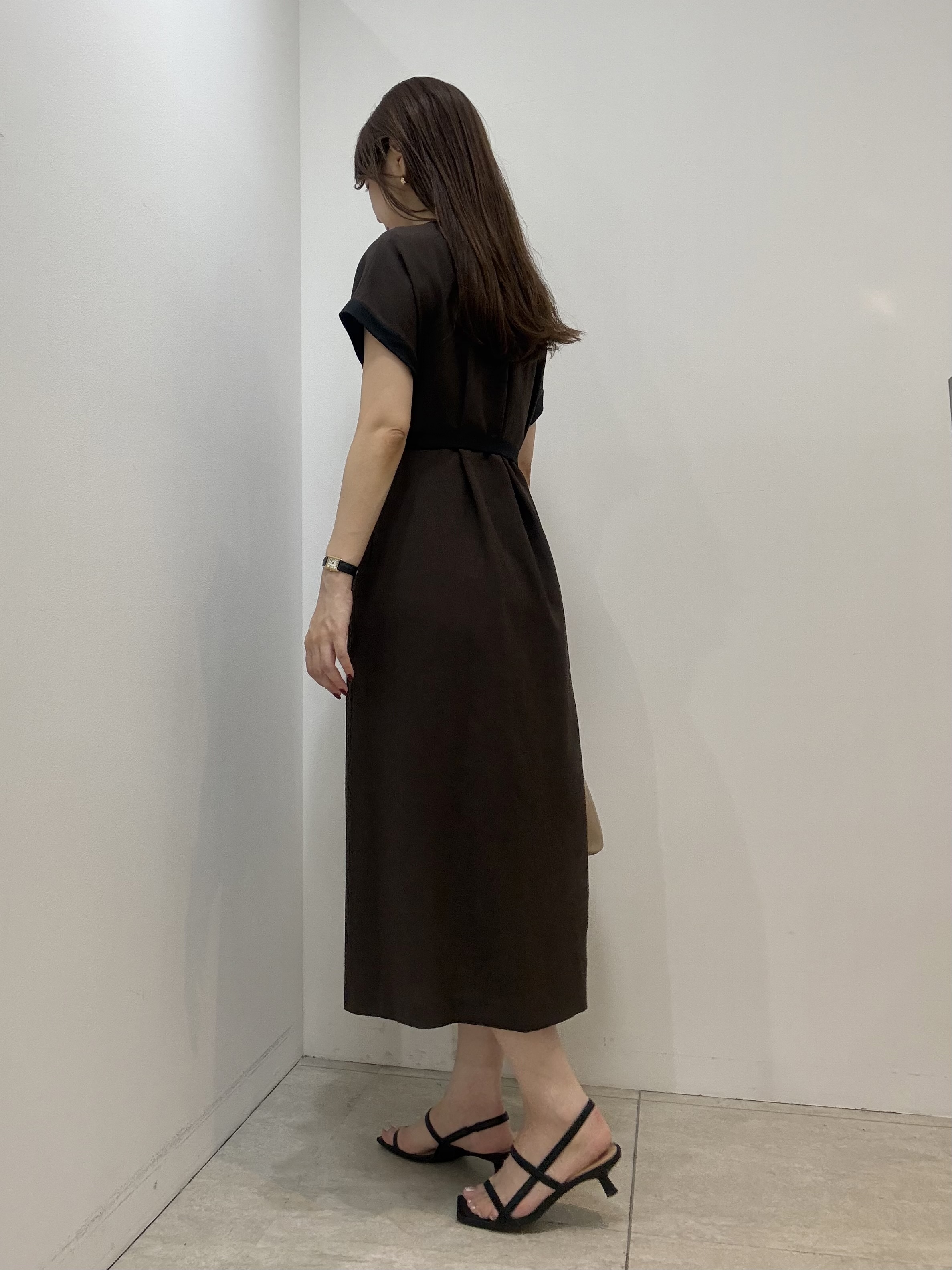 かなえさんの「UNTITLED｜【接触冷感/UVカット/イージーケア】配色ラインワンピース」を使ったコーディネート