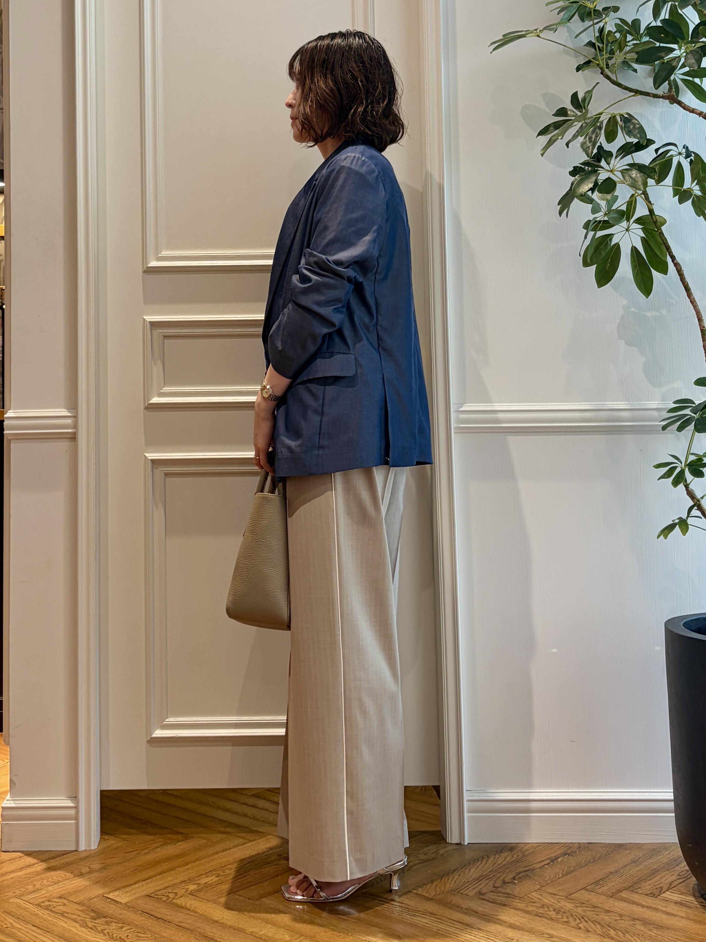nakaoさんの「DRESSTERIOR｜【セットアップ可/ウォッシャブル】ストライプ2WAYストレッチ サイドラインパンツ」を使ったコーディネート