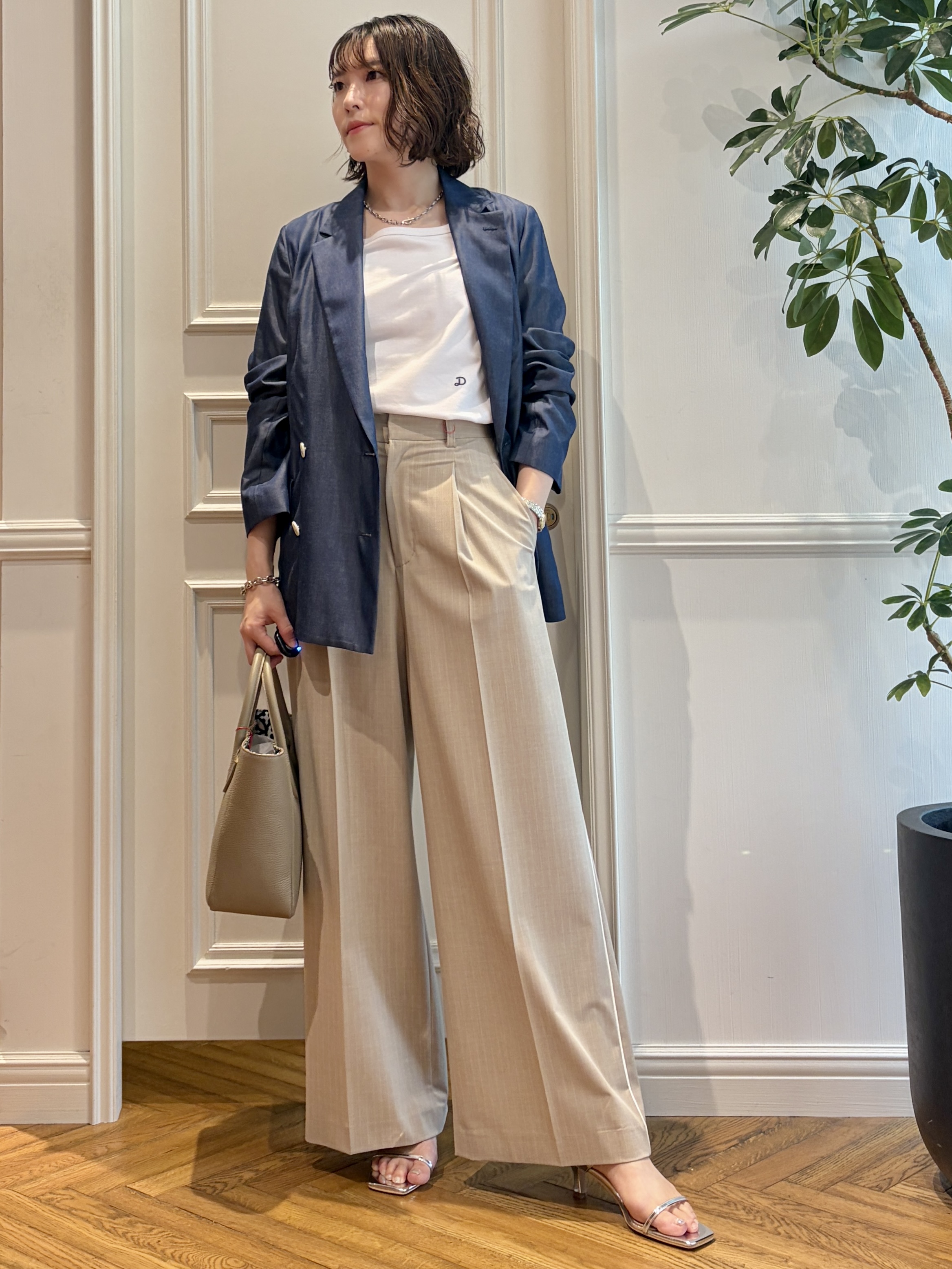 nakaoさんの「DRESSTERIOR｜【セットアップ可/ウォッシャブル】ストライプ2WAYストレッチ サイドラインパンツ」を使ったコーディネート