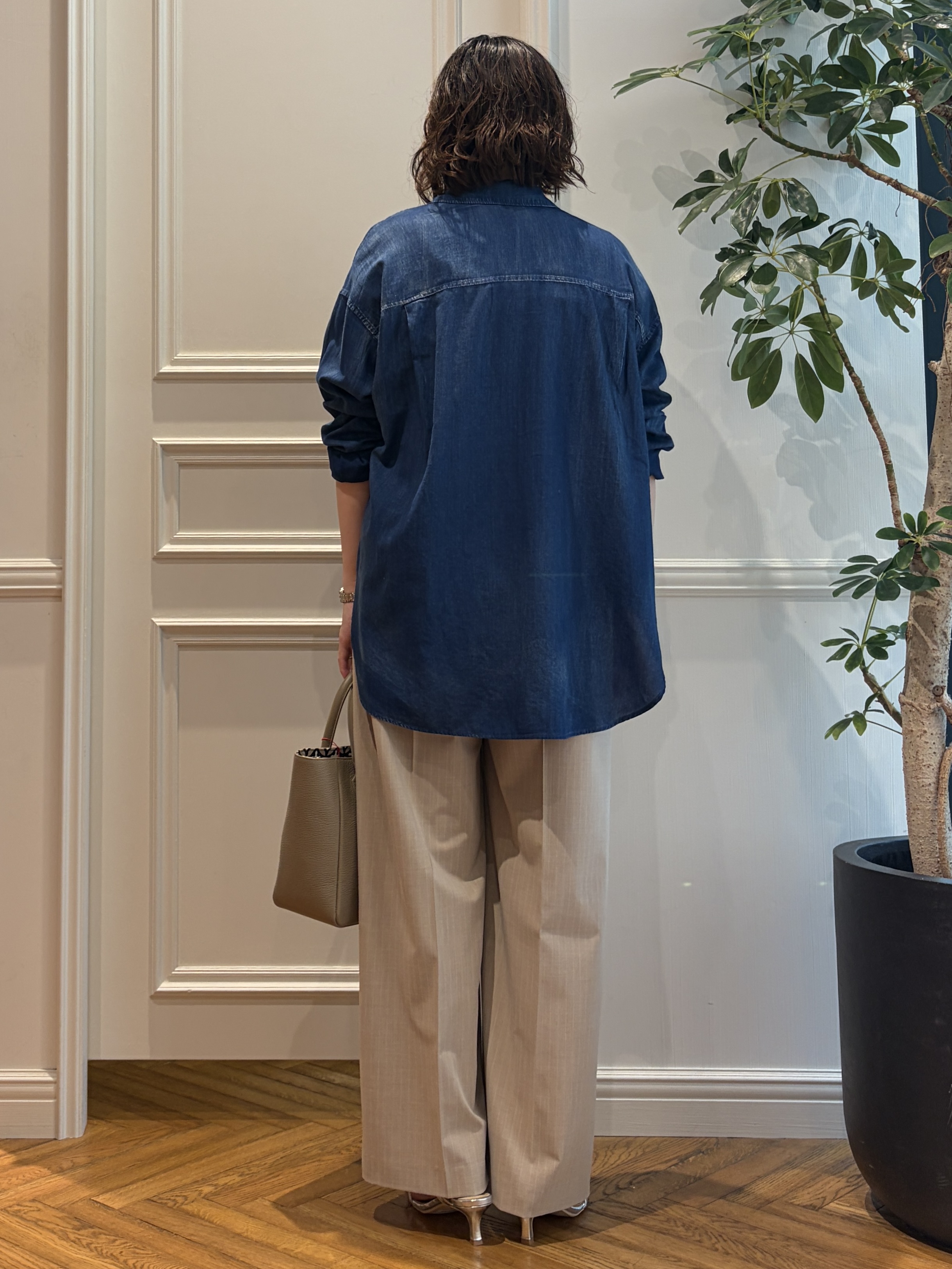 nakaoさんの「DRESSTERIOR｜【セットアップ可/ウォッシャブル】ストライプ2WAYストレッチ サイドラインパンツ」を使ったコーディネート