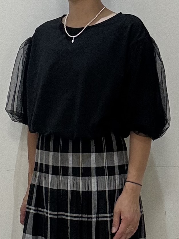 koyaさんの「Reflect｜【UVカット／接触冷感／吸水速乾】チュールスリーブプルオーバー」を使ったコーディネート