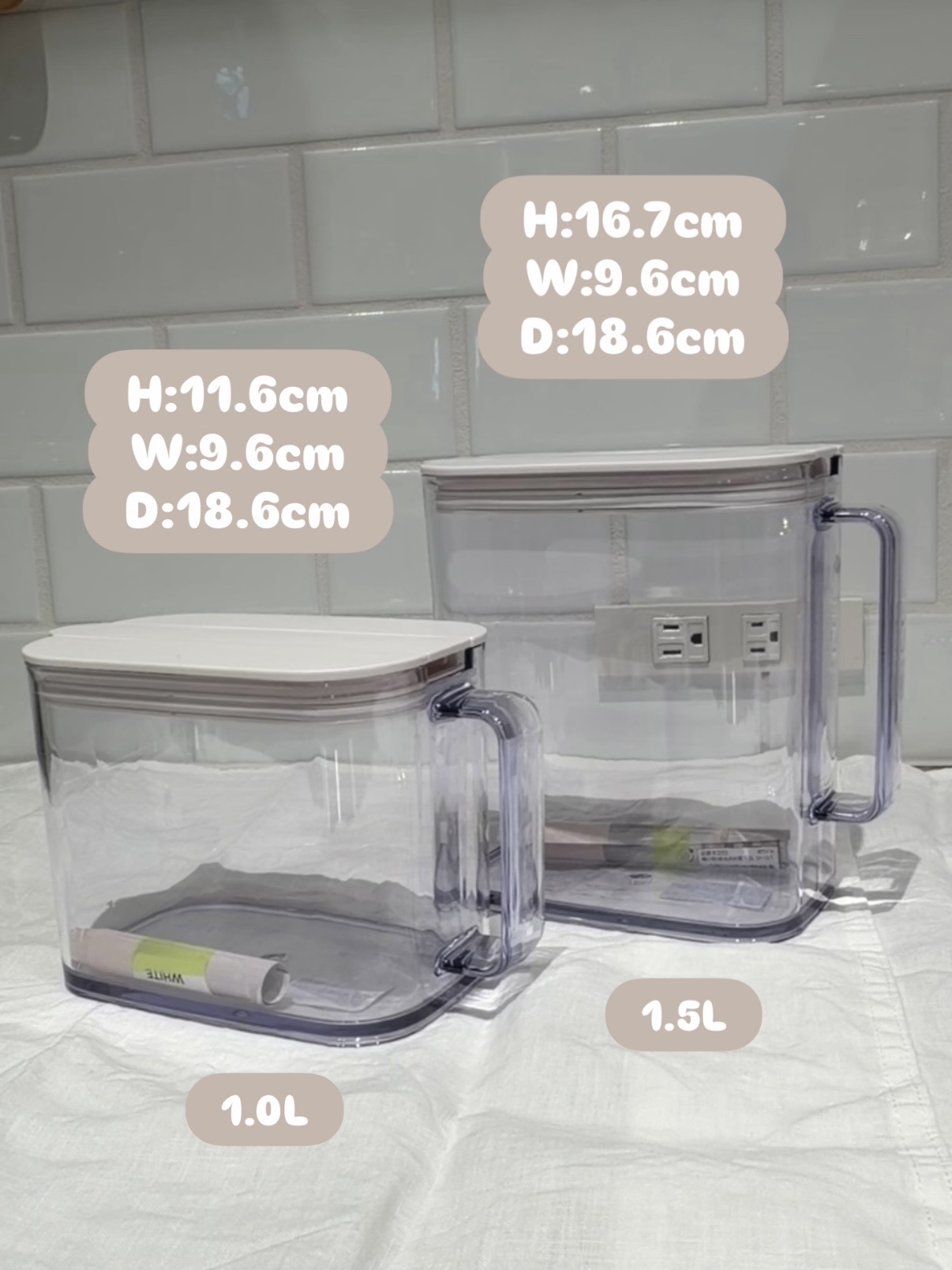 えびさんの「212 KITCHEN STORE｜棚に収まる冷水筒 1.0L WH」を使ったコーディネート