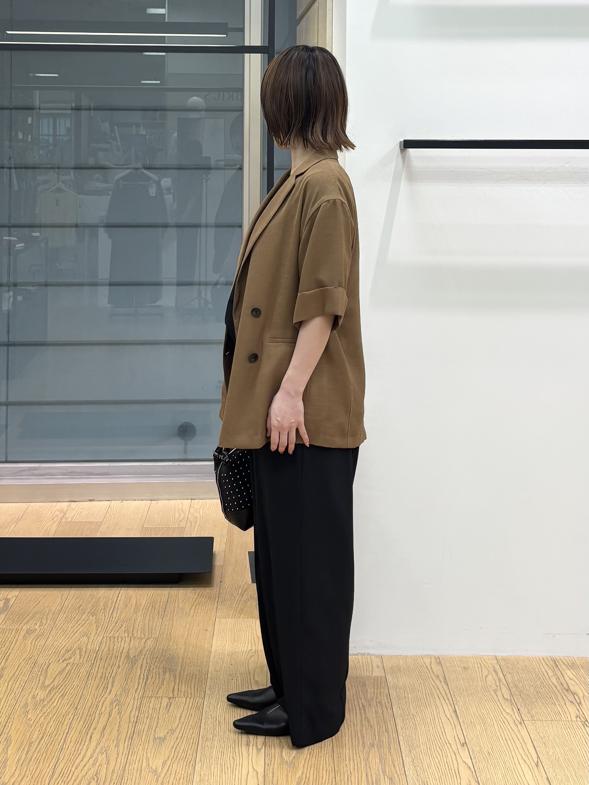 asamiさんの「INDIVI｜【着る日傘】ドルマントップス」を使ったコーディネート