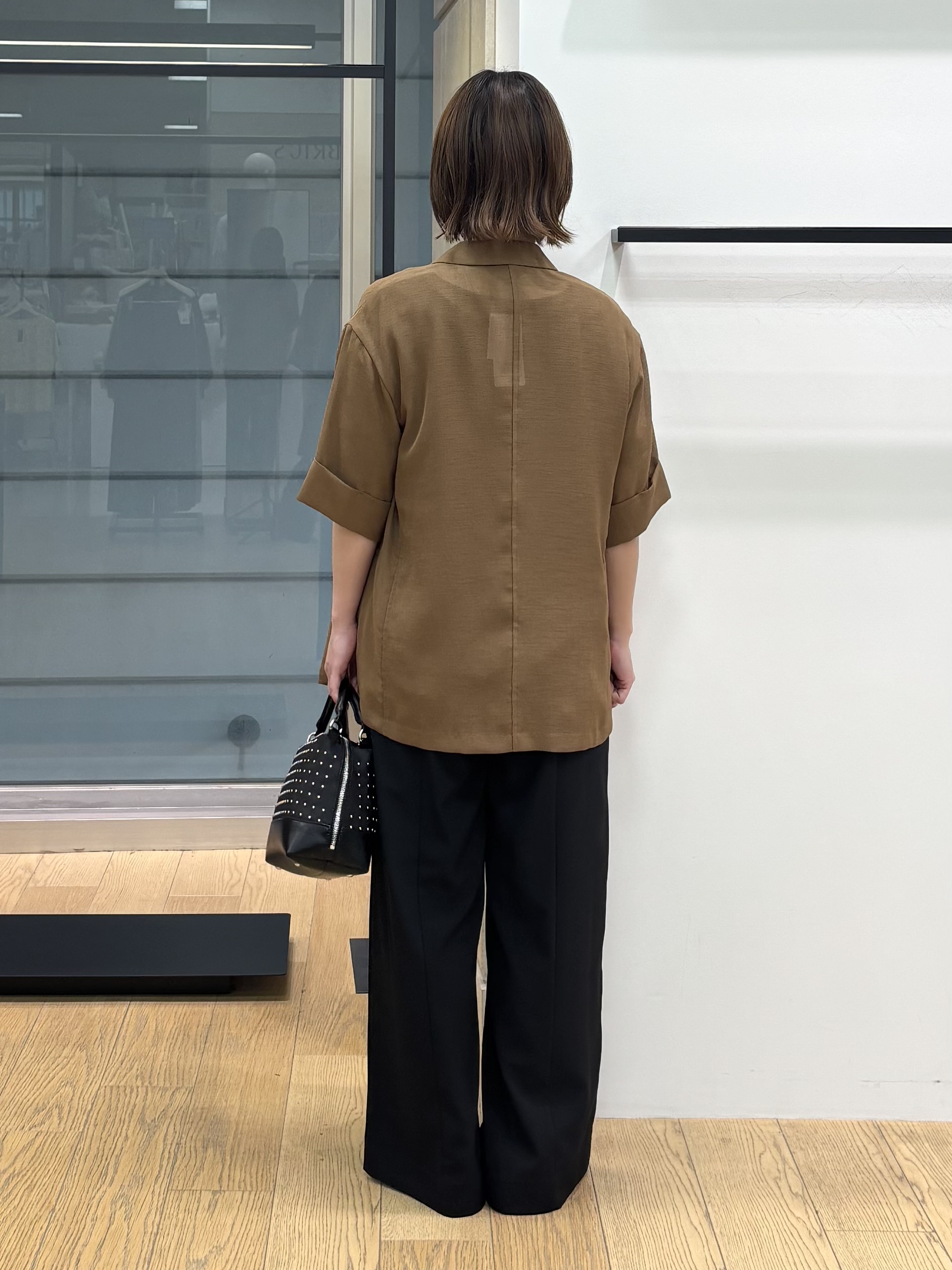 asamiさんの「INDIVI｜【着る日傘】ドルマントップス」を使ったコーディネート