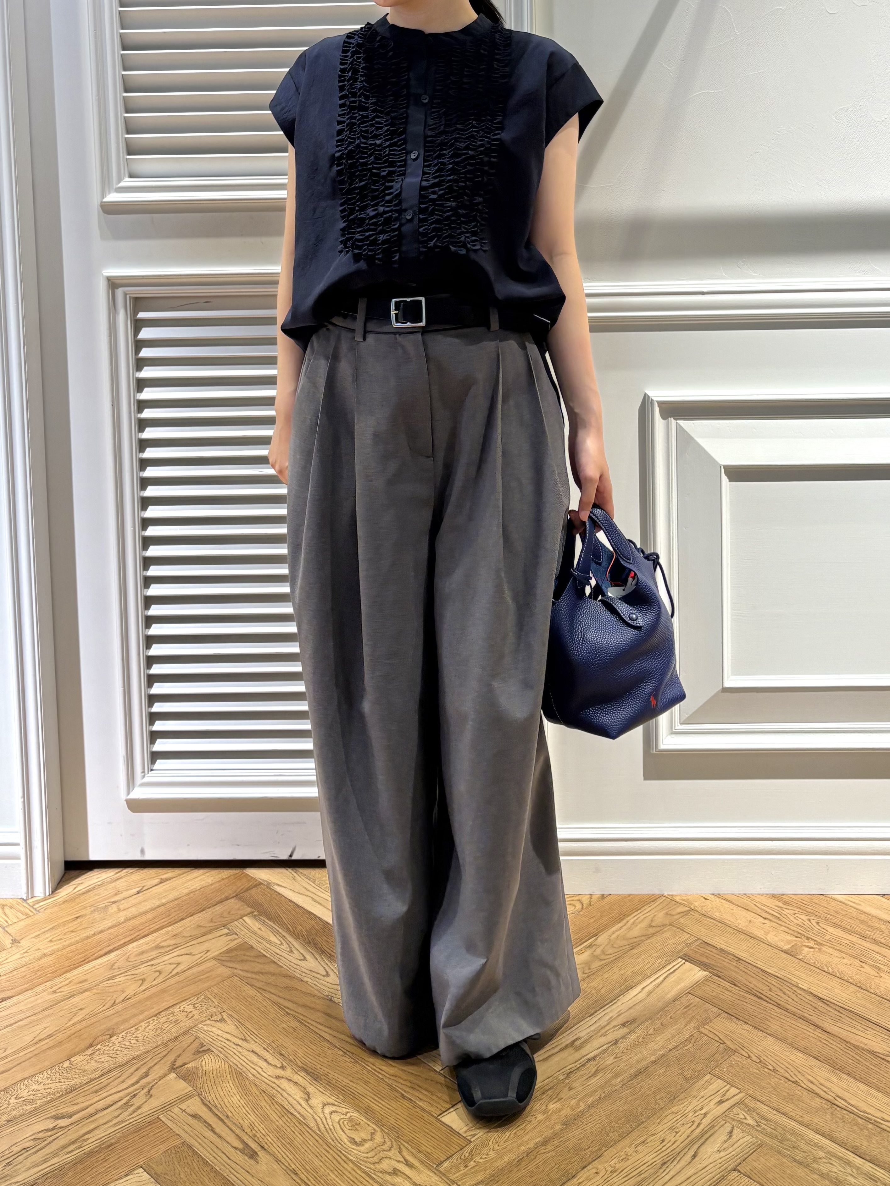 cocoさんの「DRESSTERIOR｜【接触冷感】イージーケアー クールタッチ ワイドパンツ」を使ったコーディネート