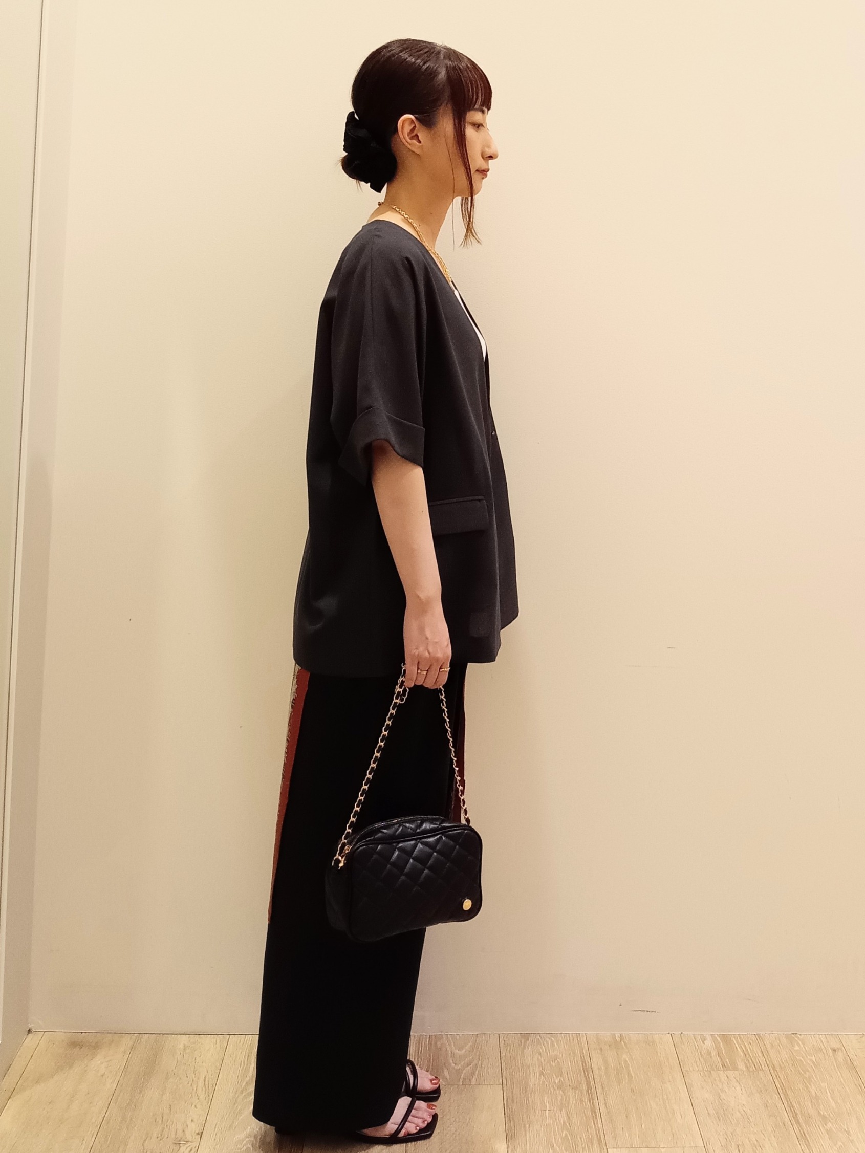 MKさんの「index｜【接触冷感／吸水速乾／通気性】リネンライクジャケット《防シワ／洗濯機OK》」を使ったコーディネート
