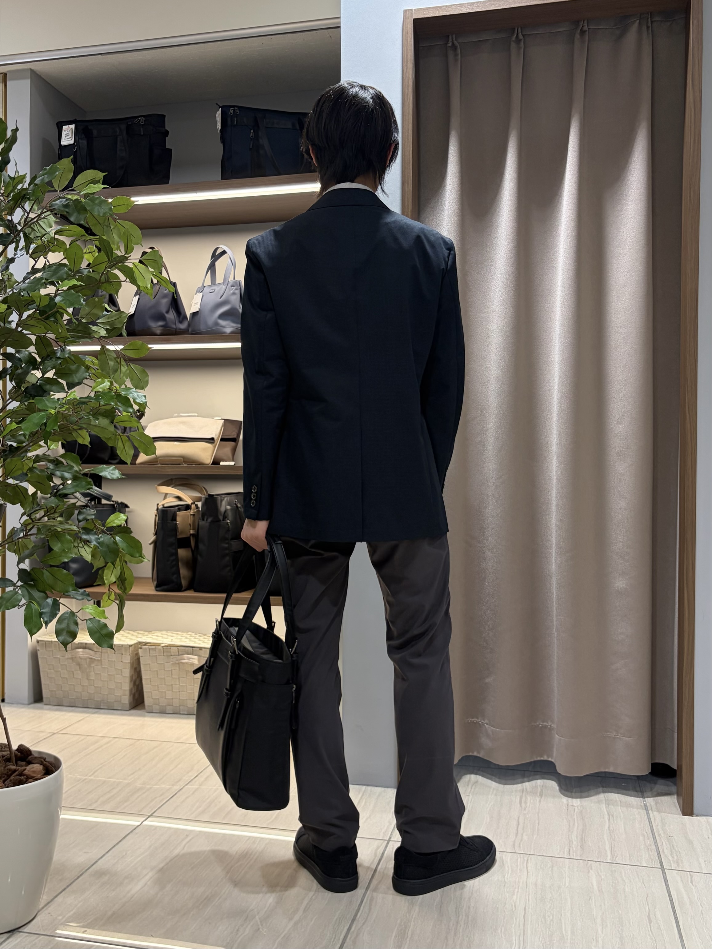 hiroさんの「TAKEO KIKUCHI｜【抗菌防臭】COOL DOTS（R）ドビープリント ジャケット」を使ったコーディネート