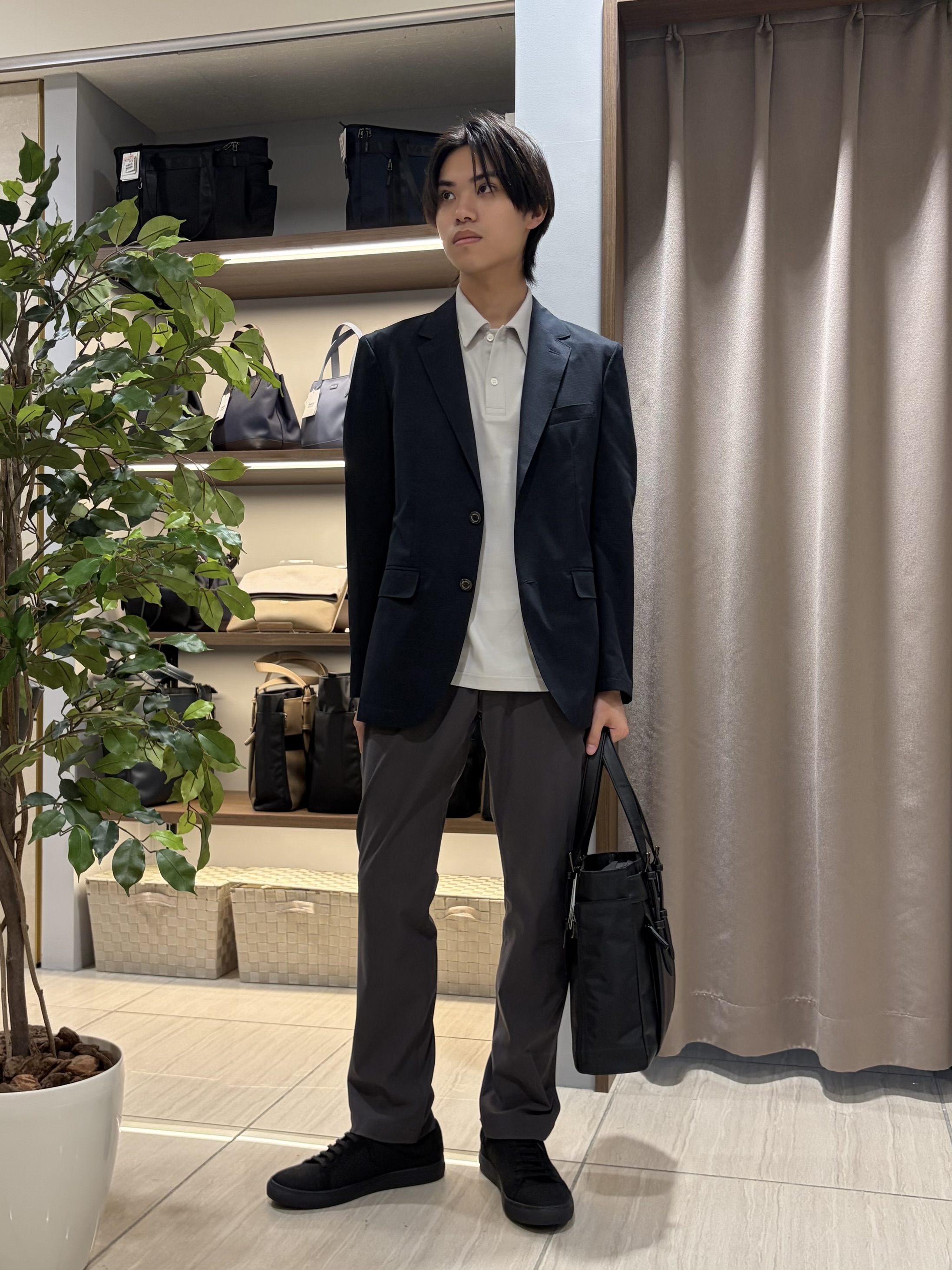 hiroさんの「TAKEO KIKUCHI｜【抗菌防臭】COOL DOTS（R）ドビープリント ジャケット」を使ったコーディネート
