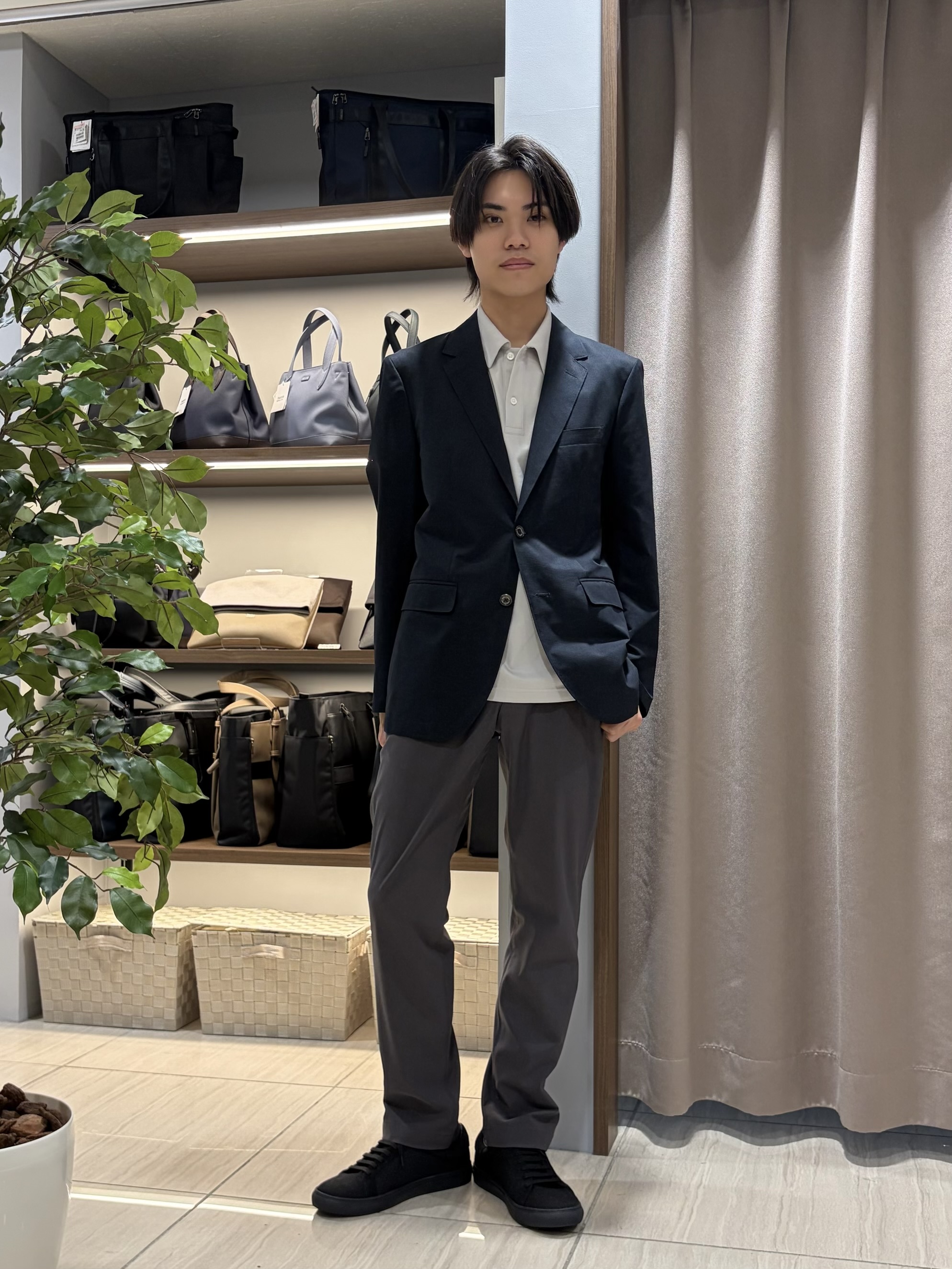 hiroさんの「TAKEO KIKUCHI｜【抗菌防臭】COOL DOTS（R）ドビープリント ジャケット」を使ったコーディネート